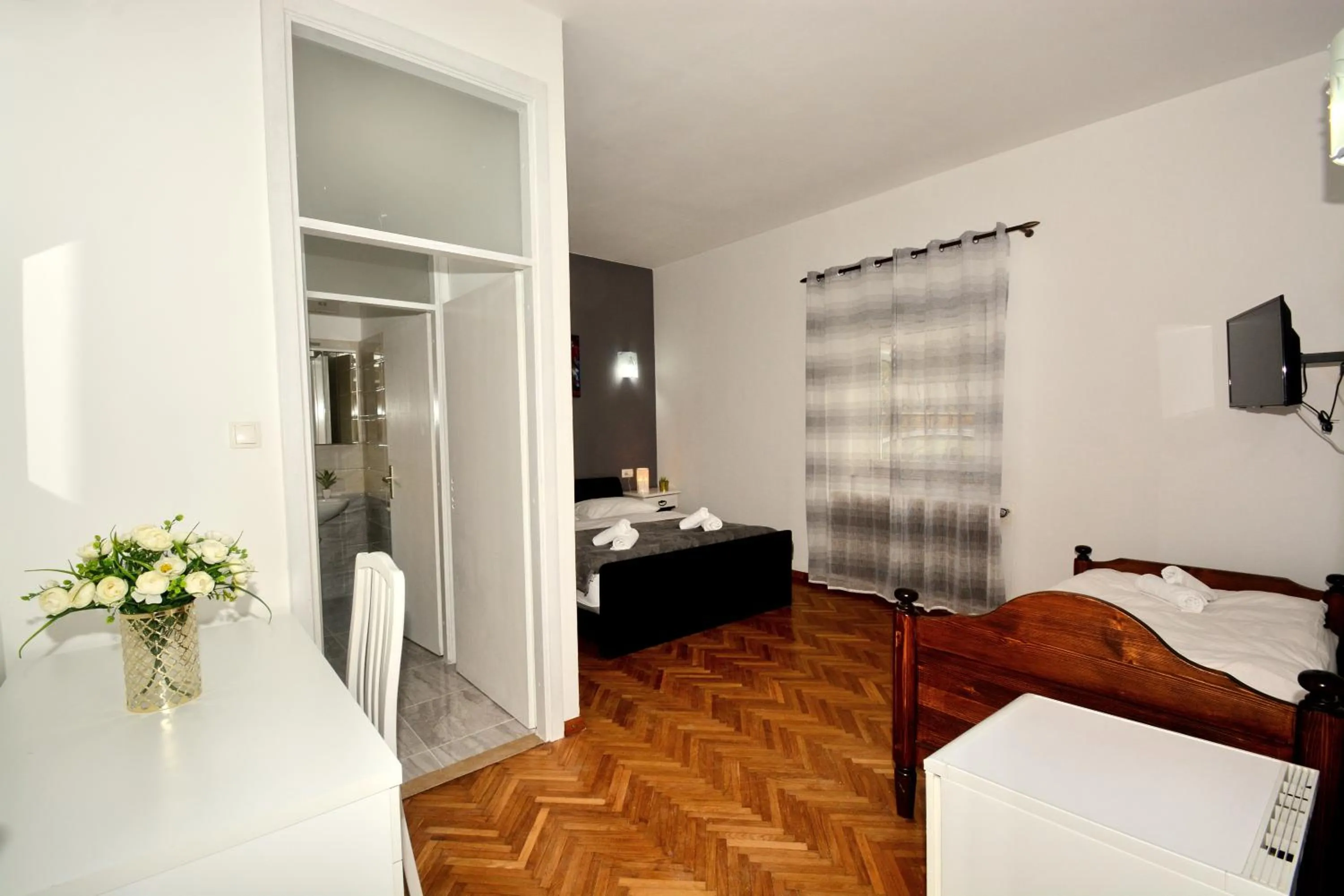 Photo of the whole room, Bed in Guesthouse Kamen Kuća