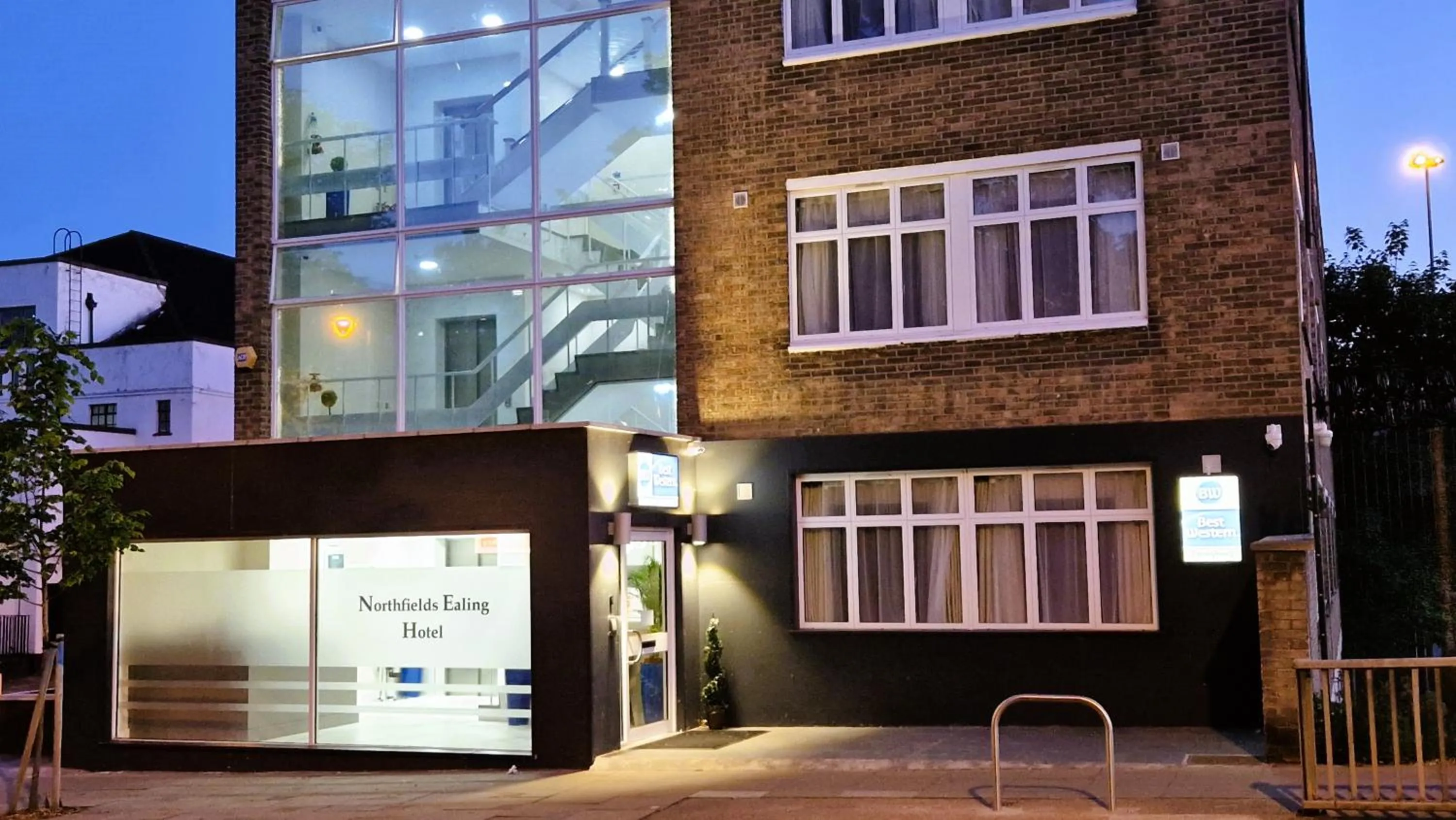 Property building in Best Western Northfields Ealing Hotel