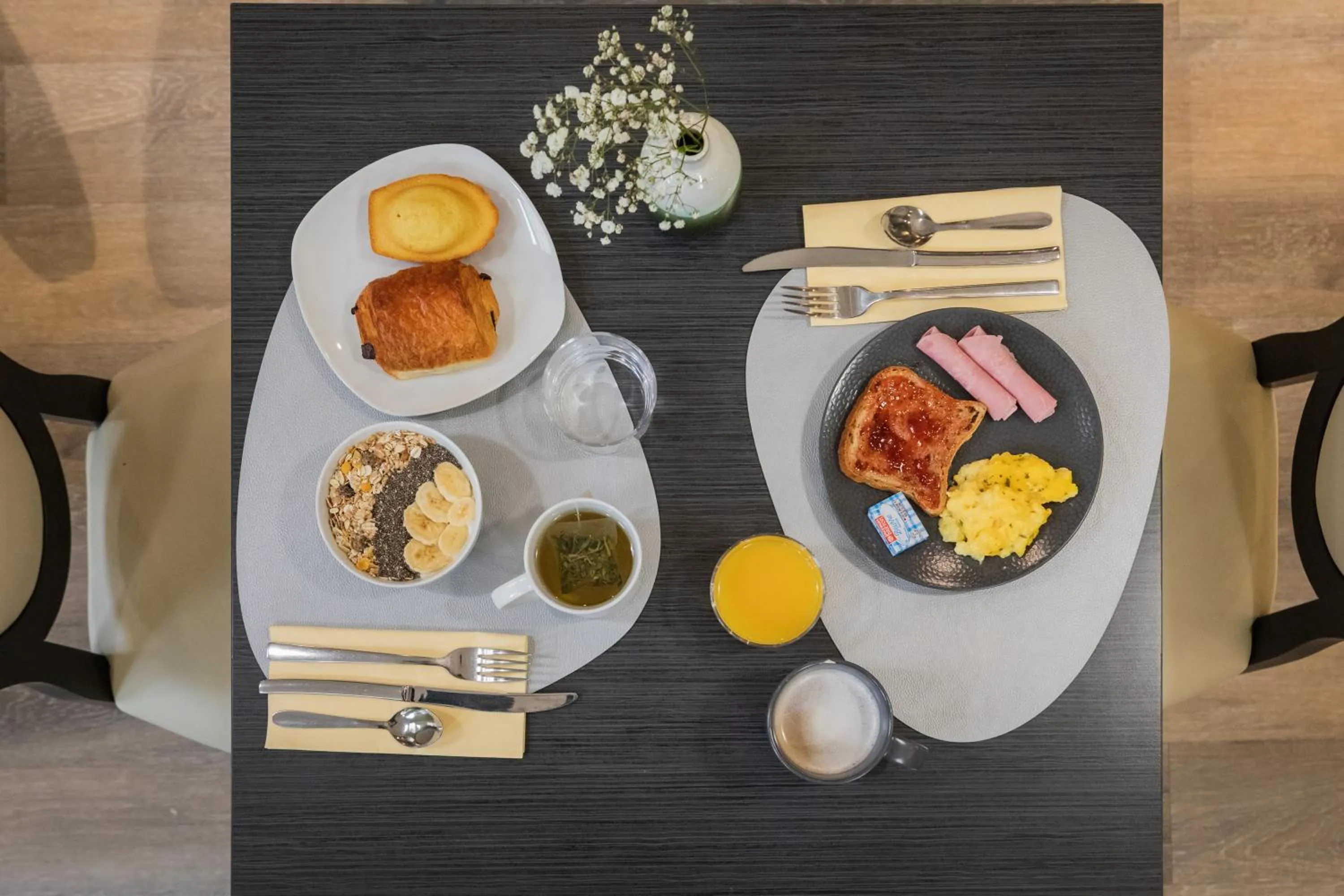 Breakfast in Appart'City Collection Saint Germain en Laye