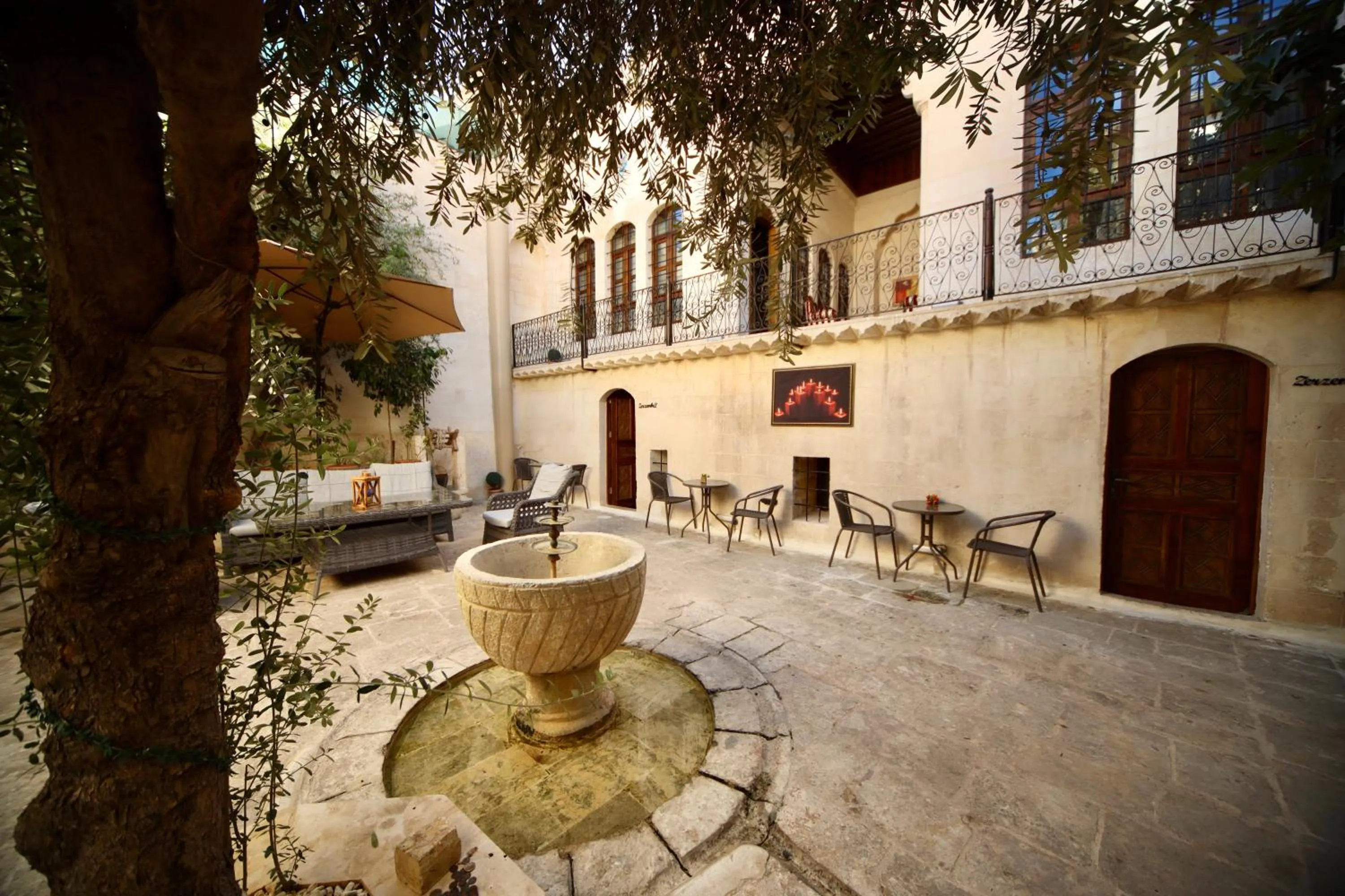 Inner courtyard view in Kaliruha Hotel