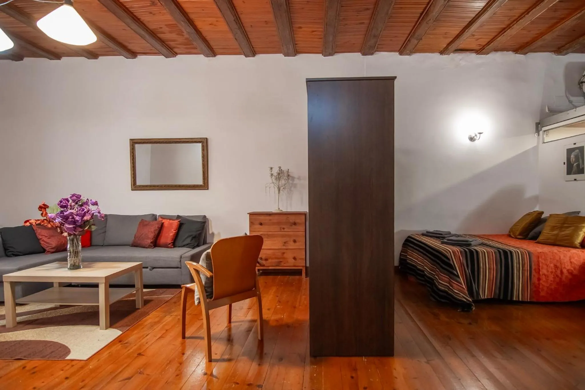 Living room in Gaudí Ramblas