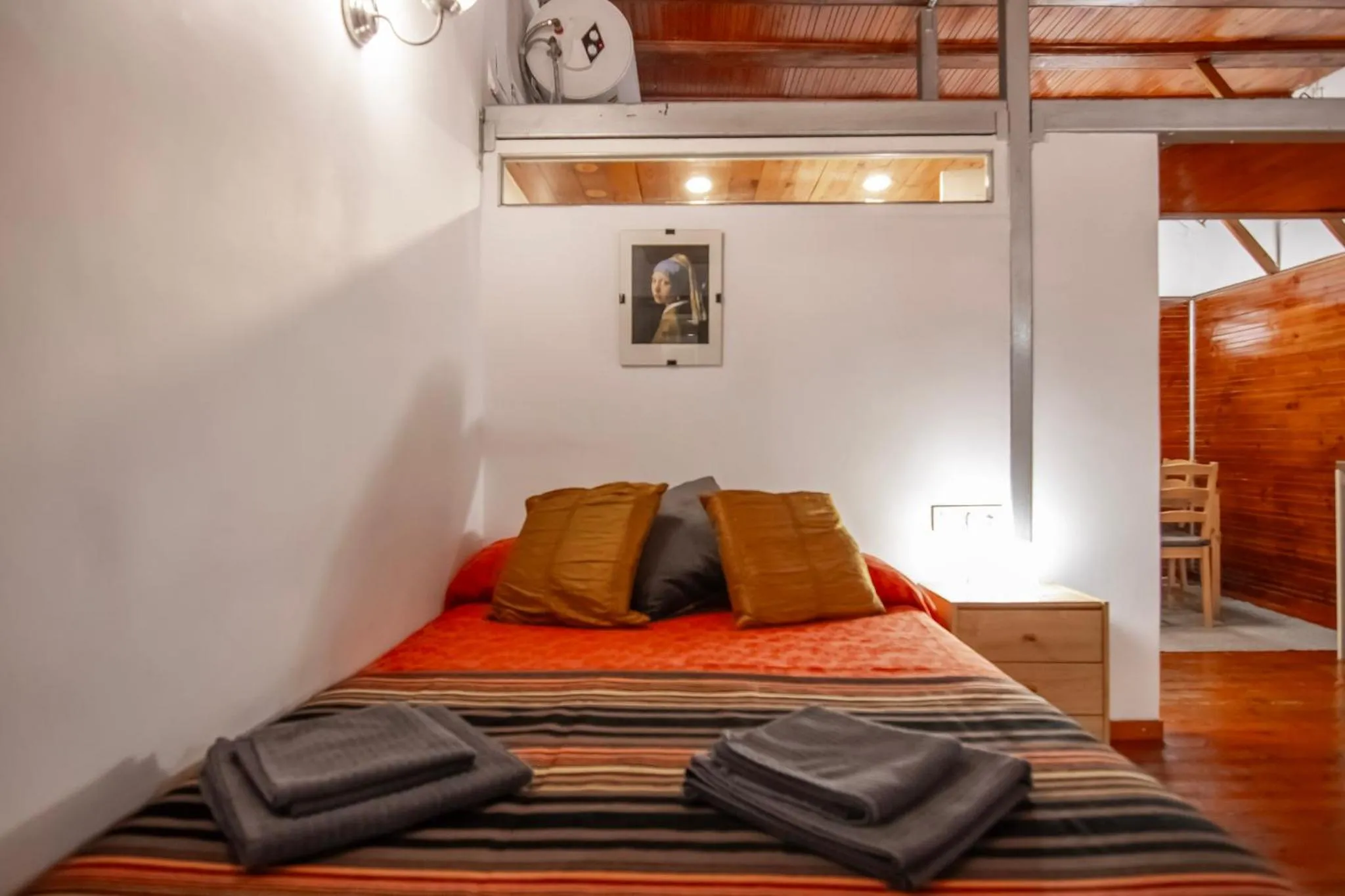 Bed in Gaudí Ramblas