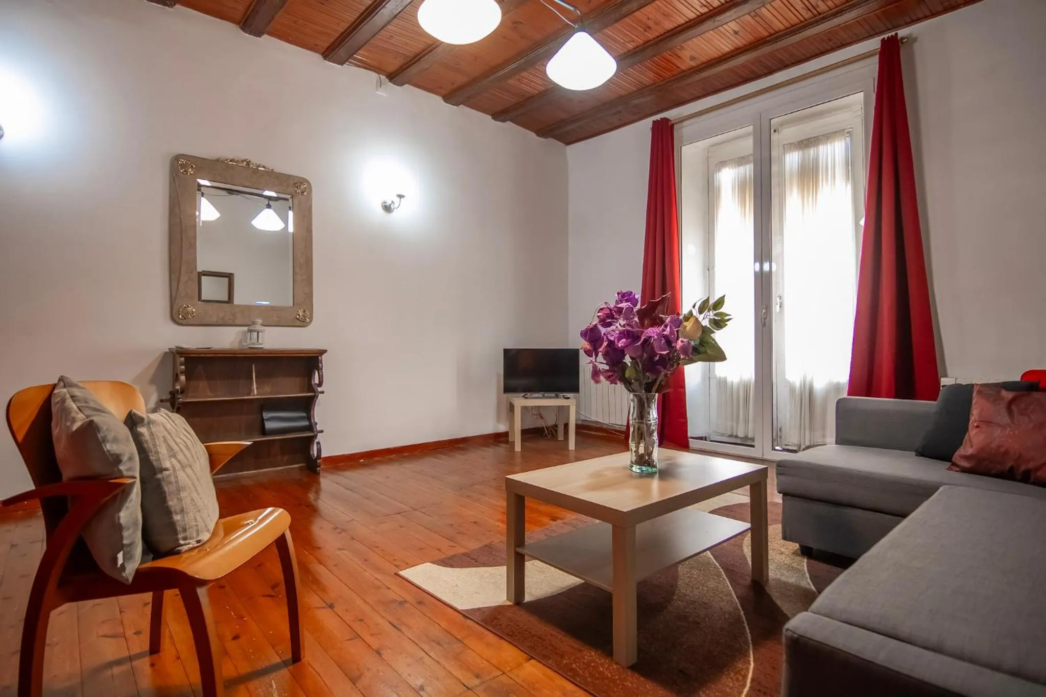 Living room in Gaudí Ramblas