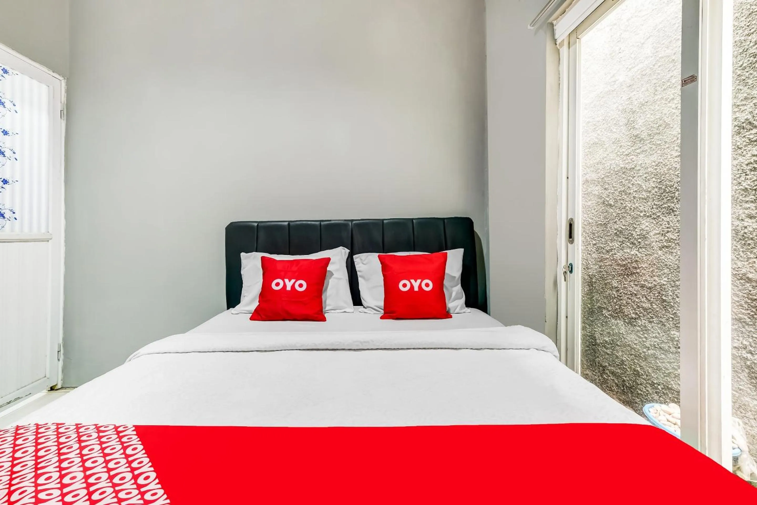 Bedroom, Bed in OYO Life 91239 Kost Rosandy House Yogyakarta