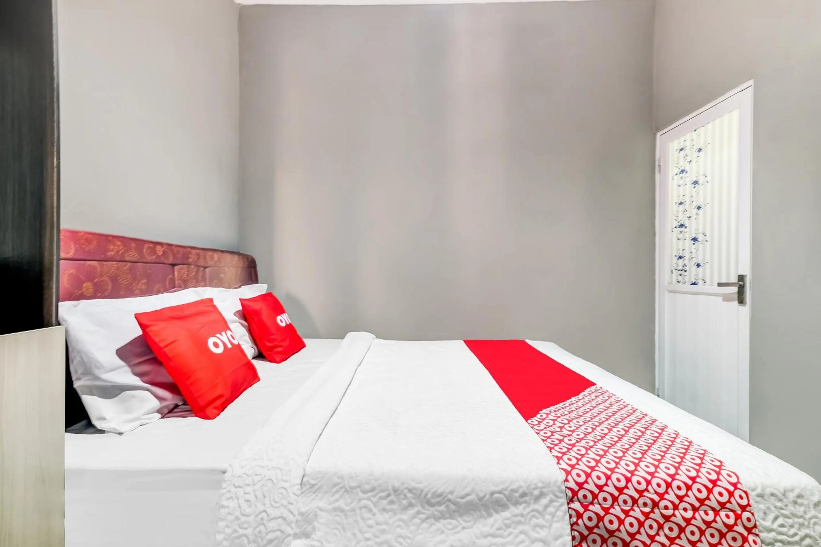 Bedroom, Bed in OYO Life 91239 Kost Rosandy House Yogyakarta