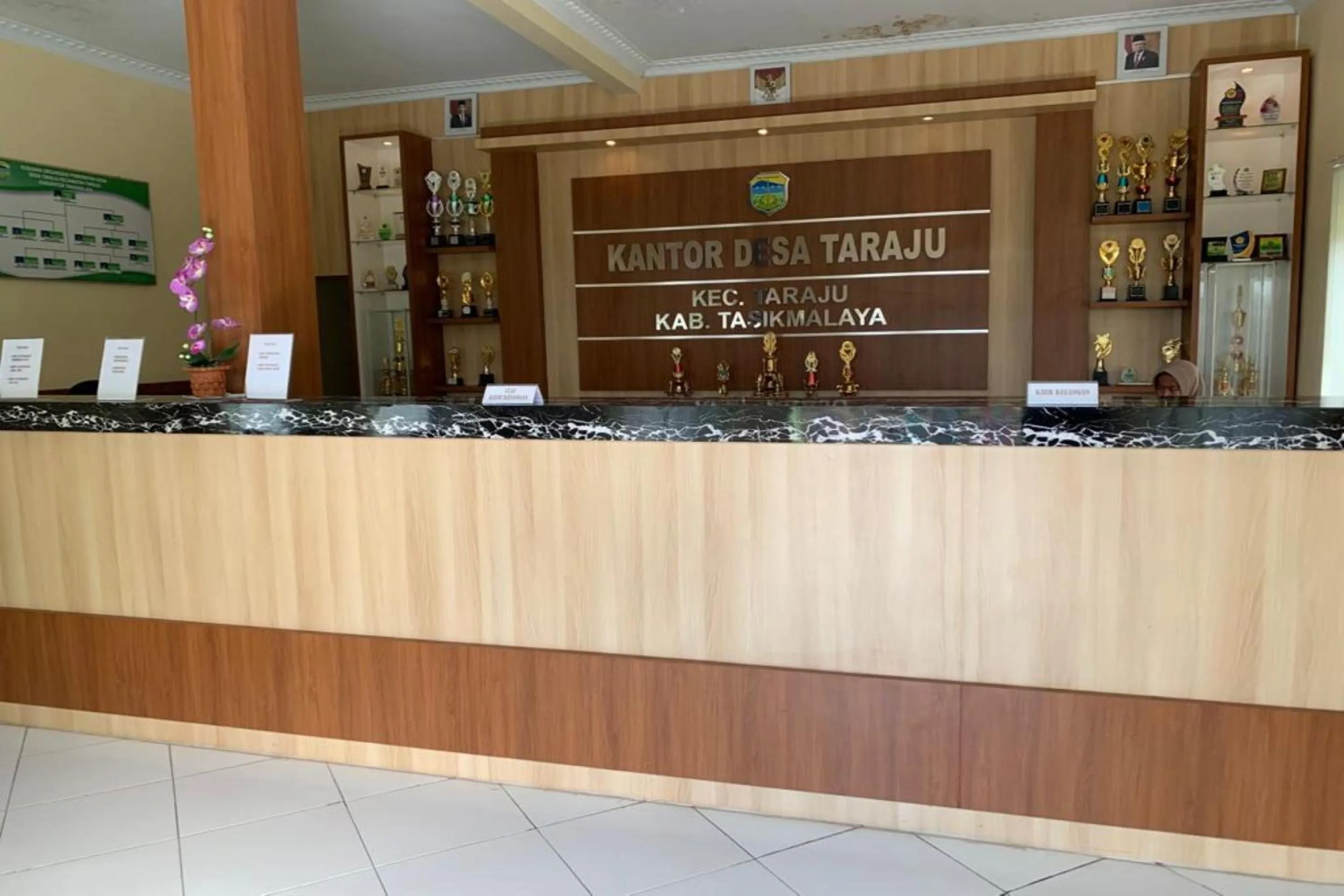 Lobby or reception in Hotel O Desa Wisata TarajuNearGunung Panggung