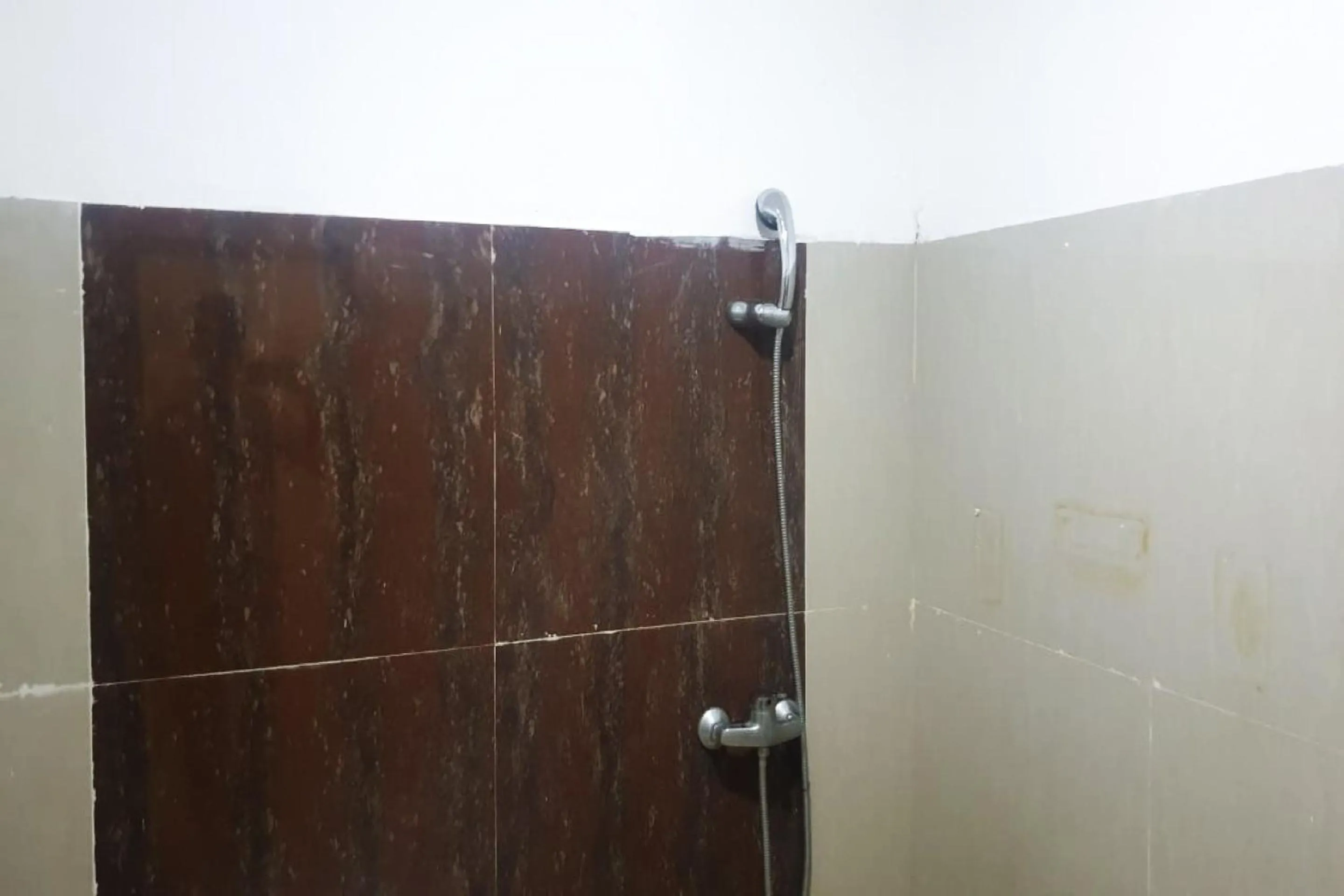 Bathroom in Hotel O Aida Lestari