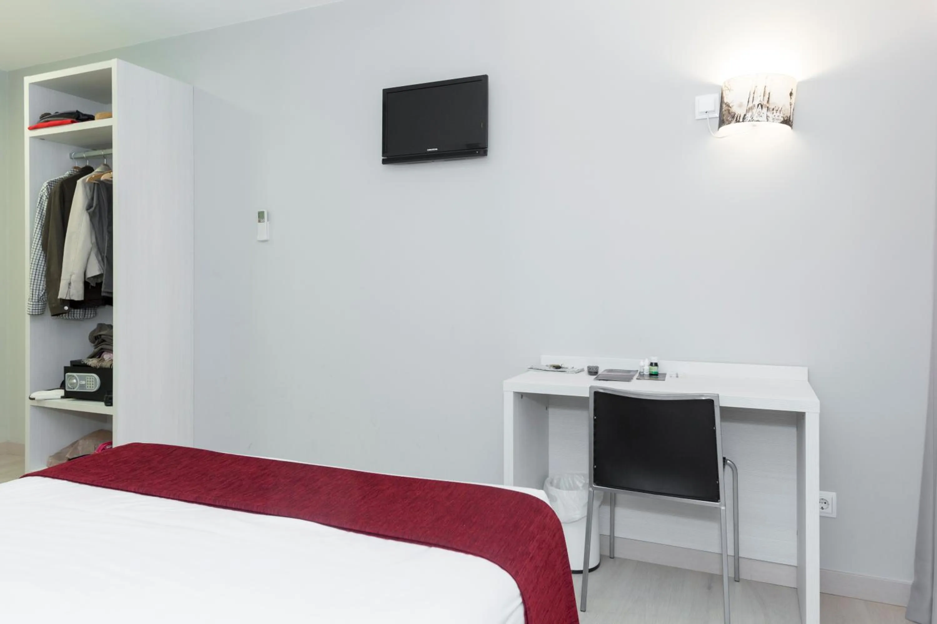 Bed in Hostal Aslyp 114