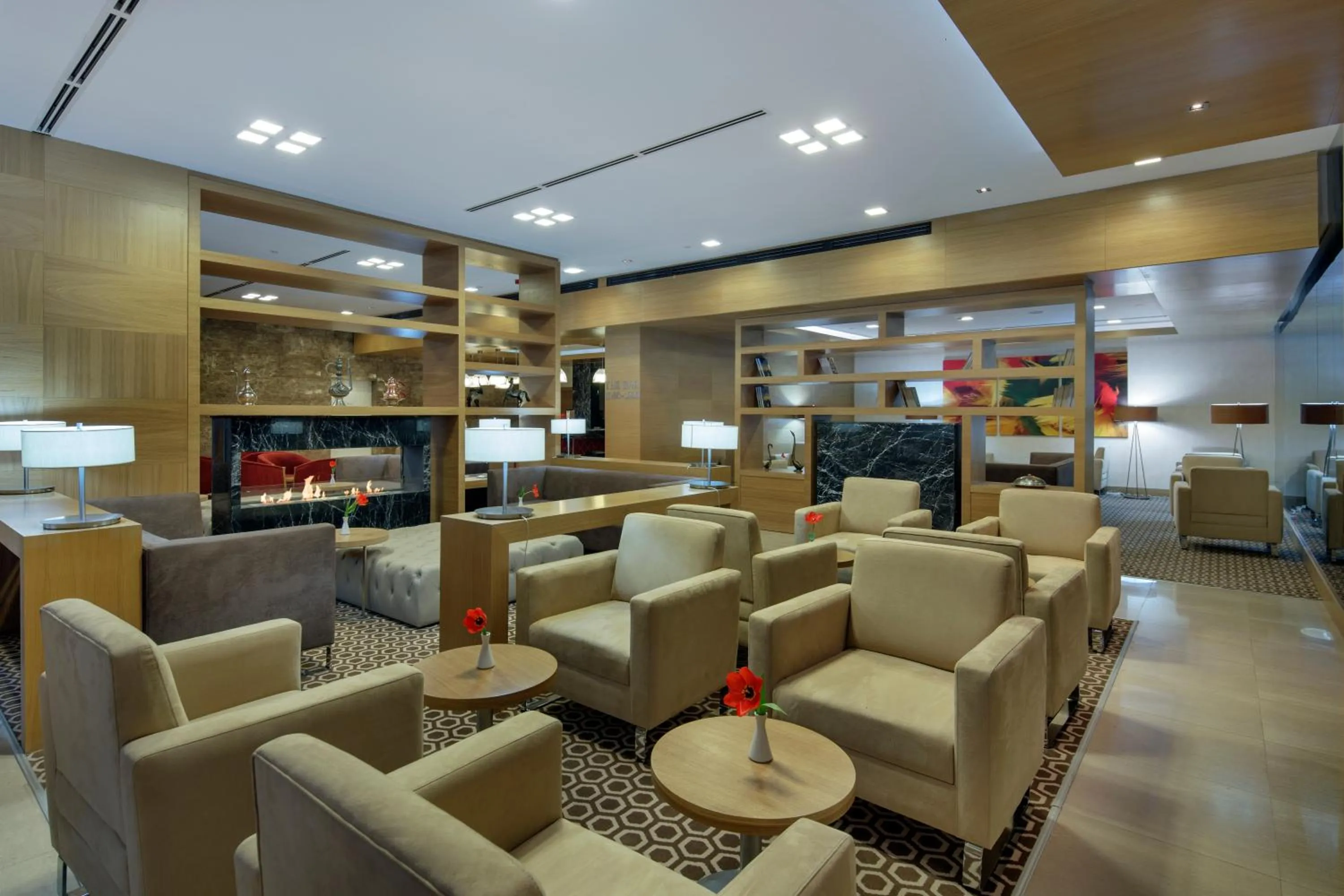 Lounge or bar in Wyndham Garden Diyarbakır