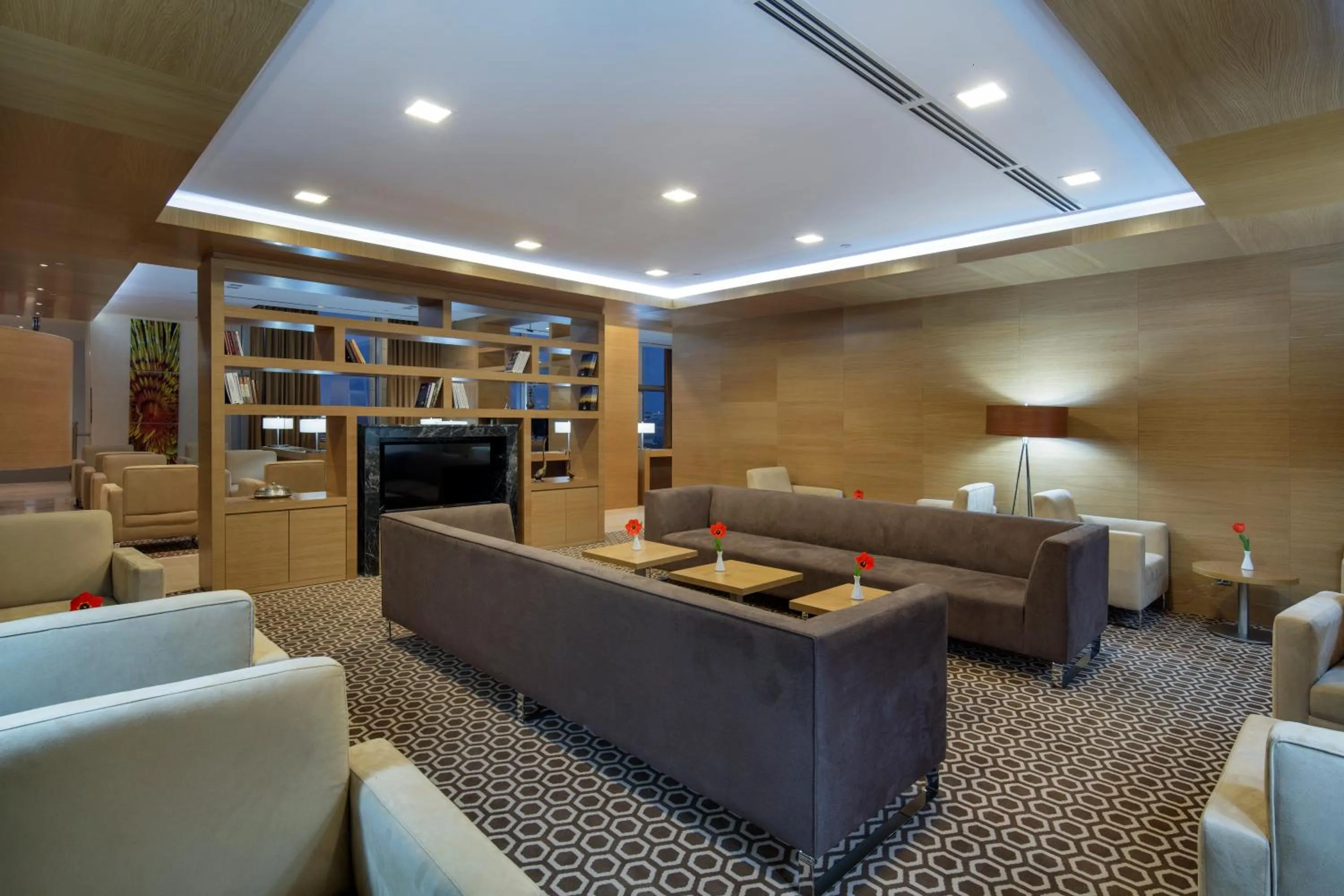 Lounge or bar in Wyndham Garden Diyarbakır