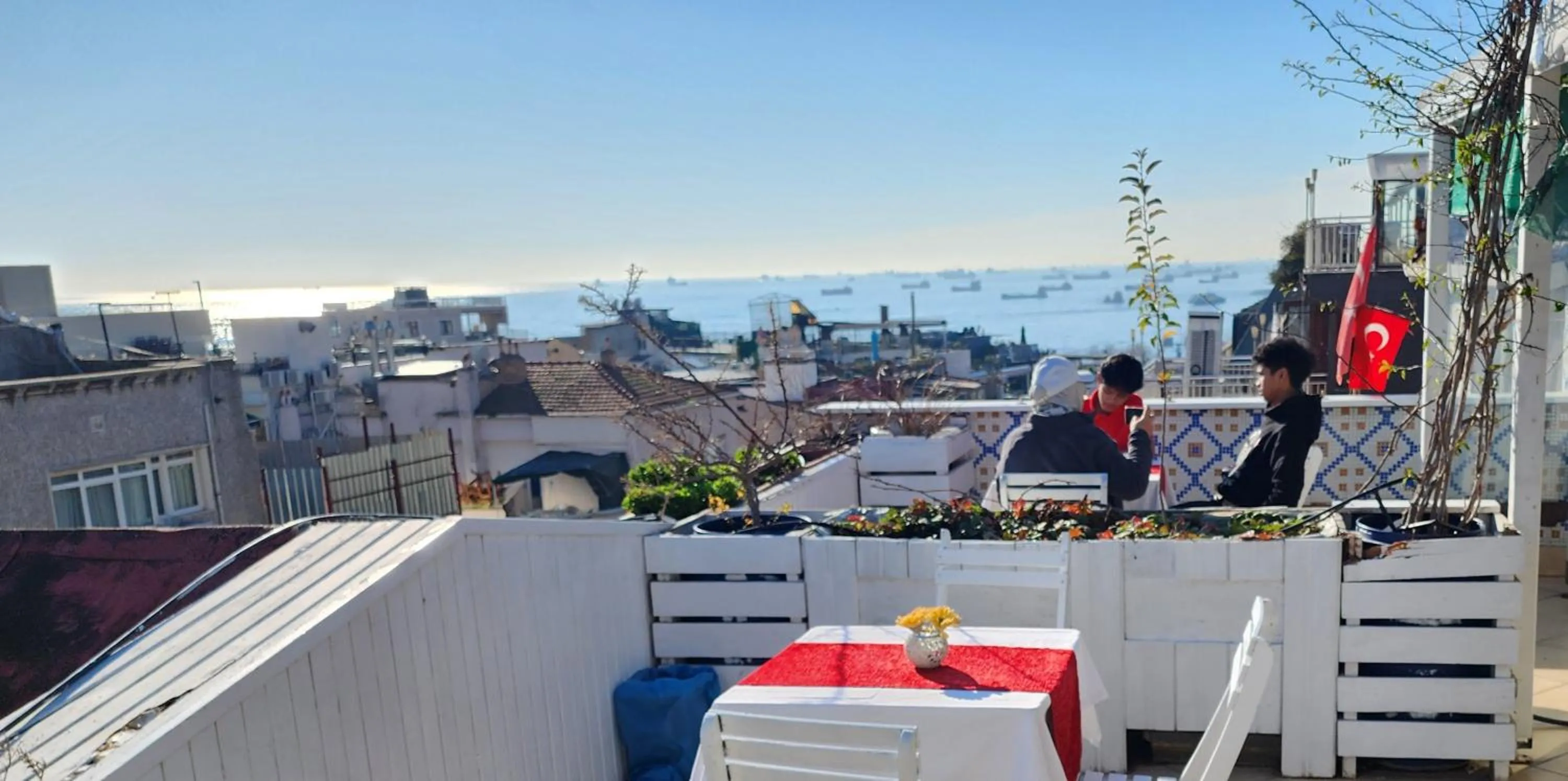 Balcony/Terrace in Istanbul Holiday Hotel