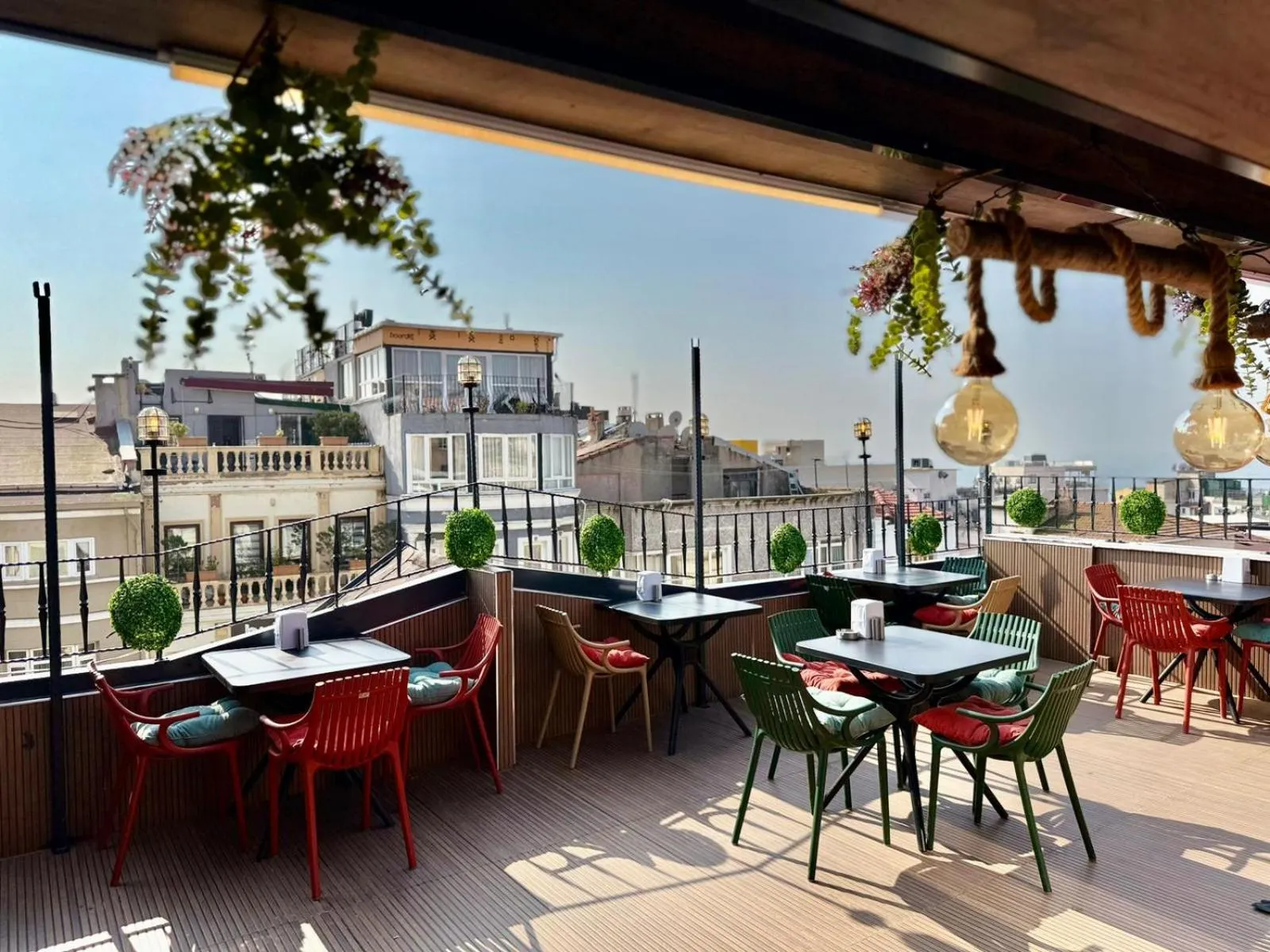 Istanbul Holiday Hotel