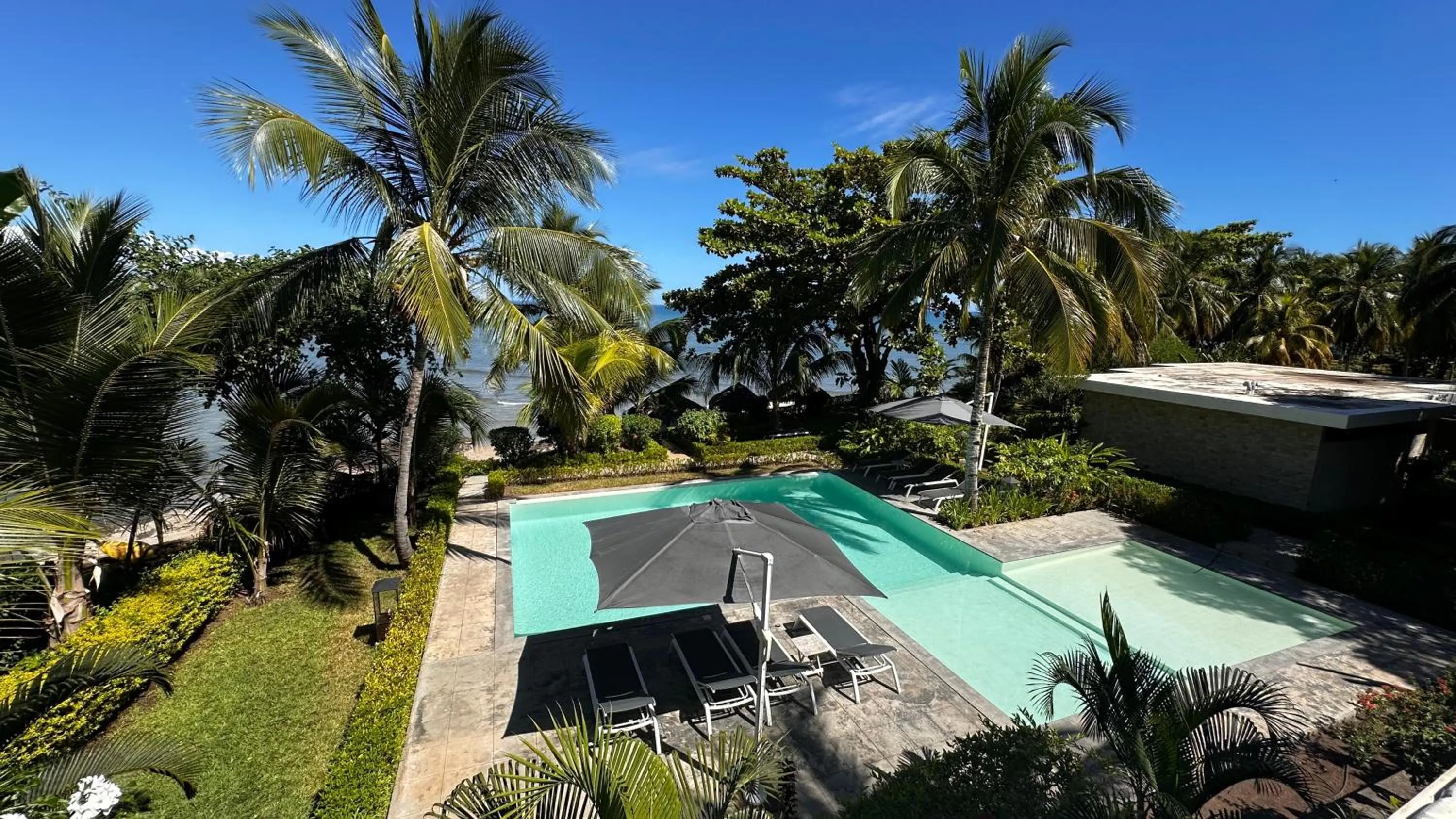 Day in Anki Lodge