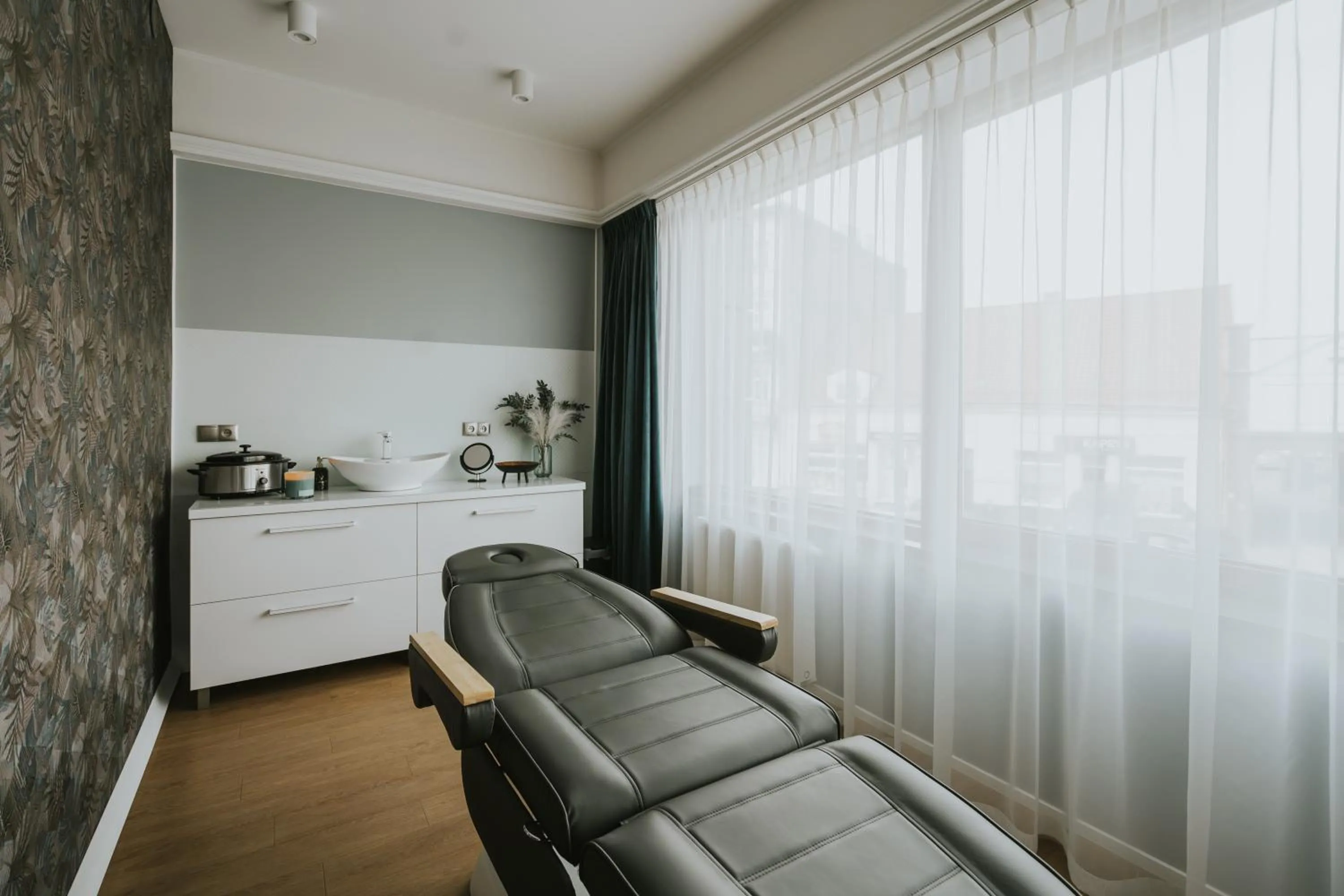 Massage in Green Hotel