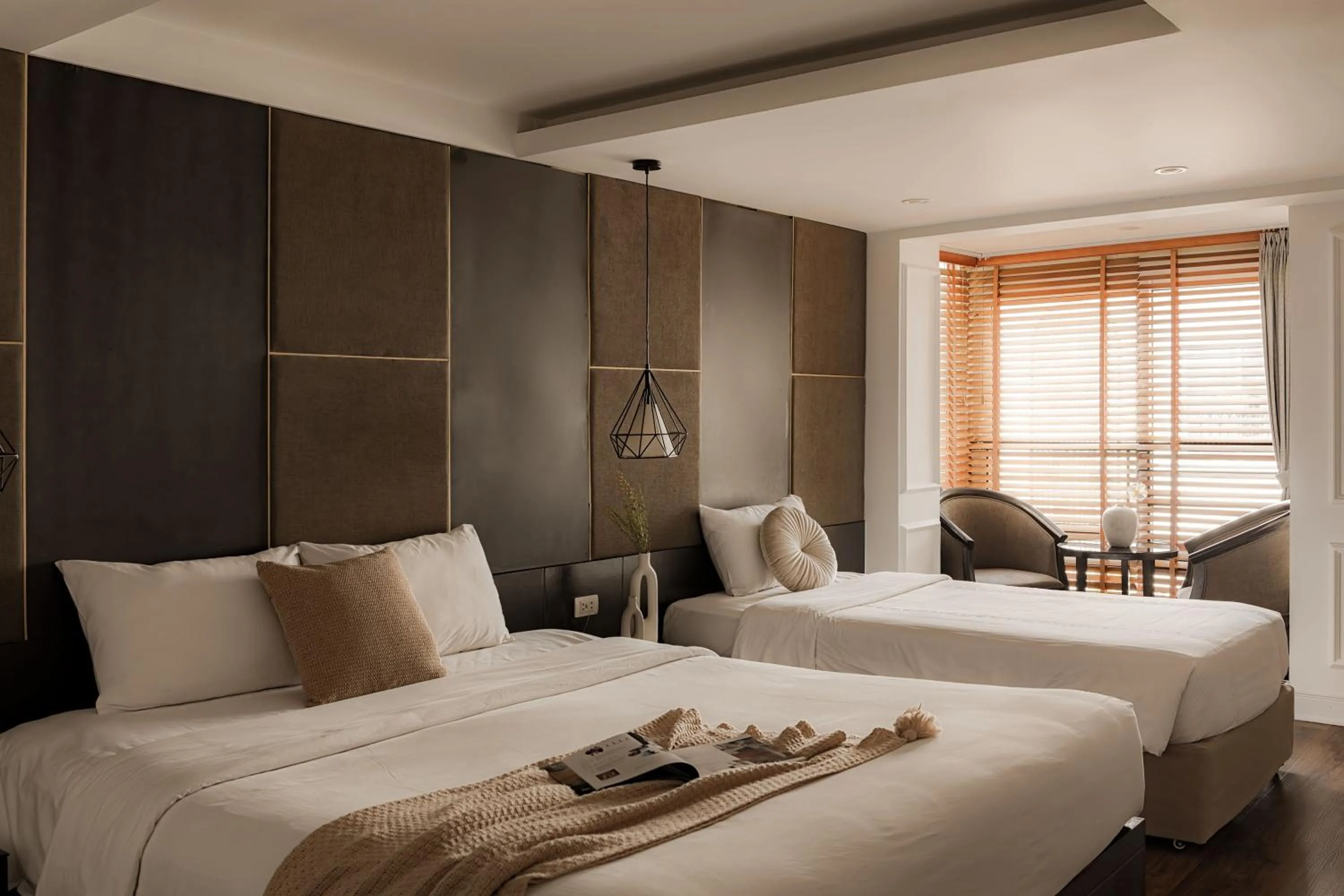 Bedroom, Bed in Keypad Hotel - 24 Hang Ga