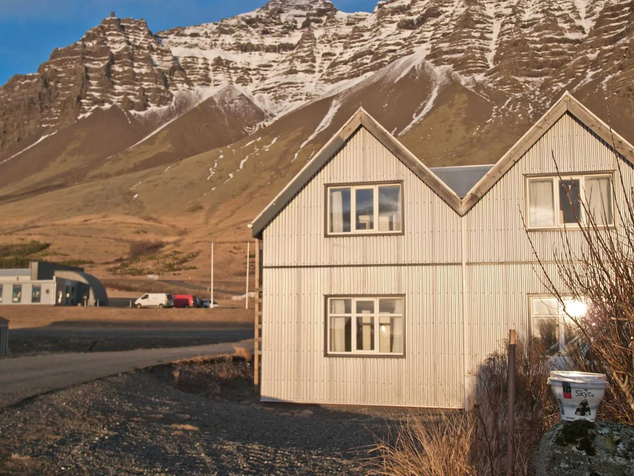Facade/entrance in Skyrhusid HI Hostel