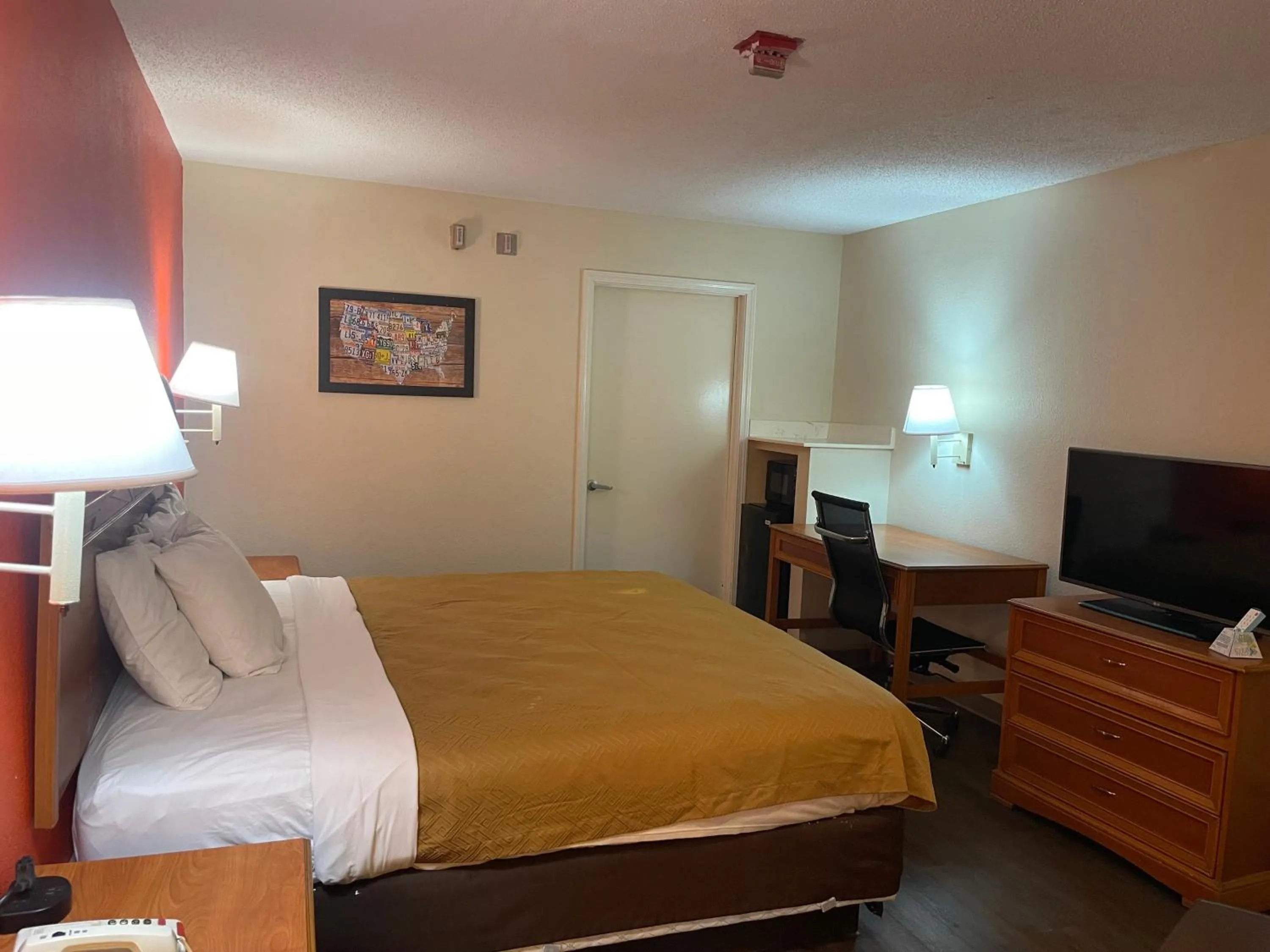 TV and multimedia in Magnolia Inn