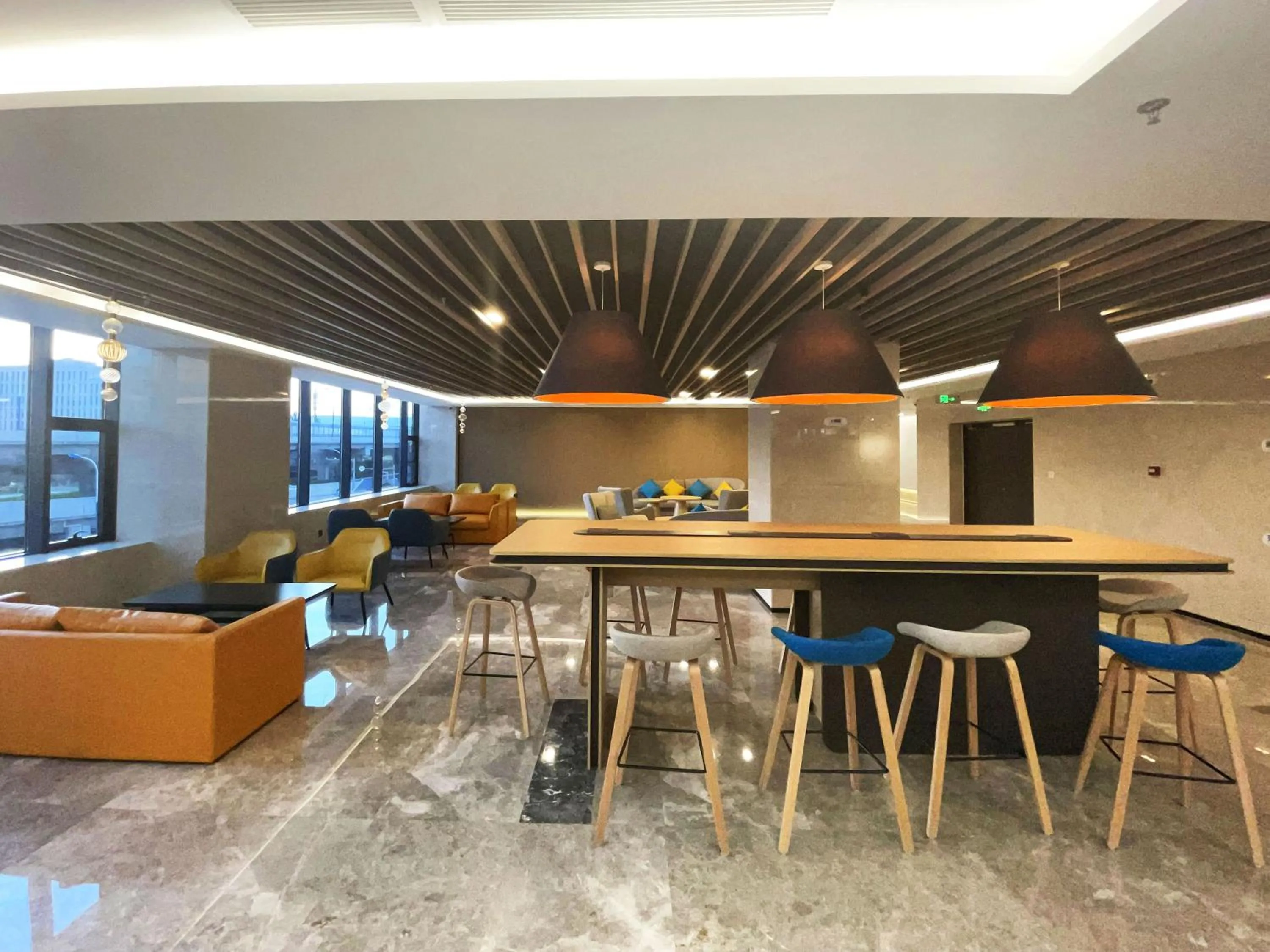 Holiday Inn Express Hohhot East Station, an IHG Hotel