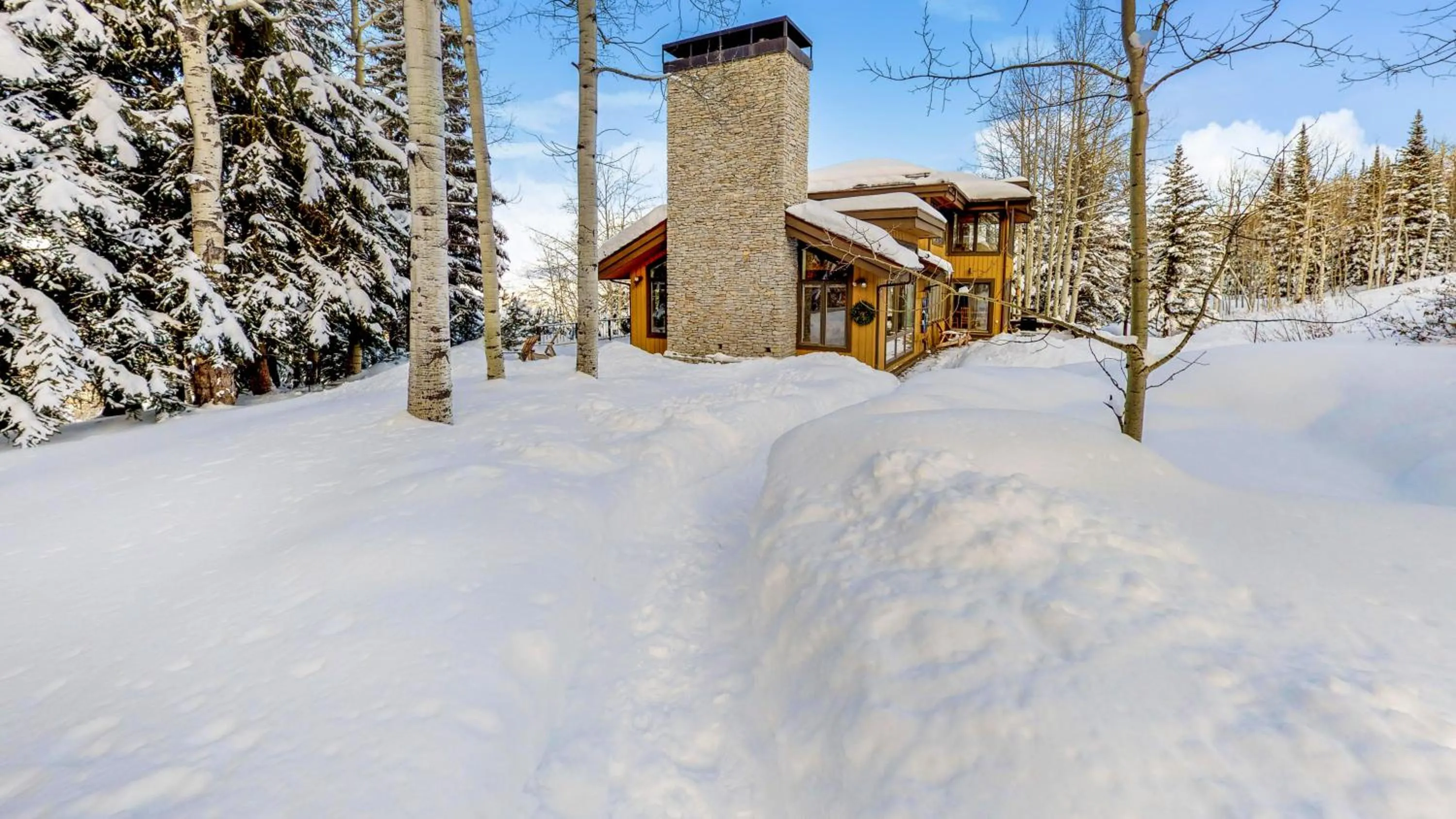Property building in Trails Edge by Snowmass Vacations