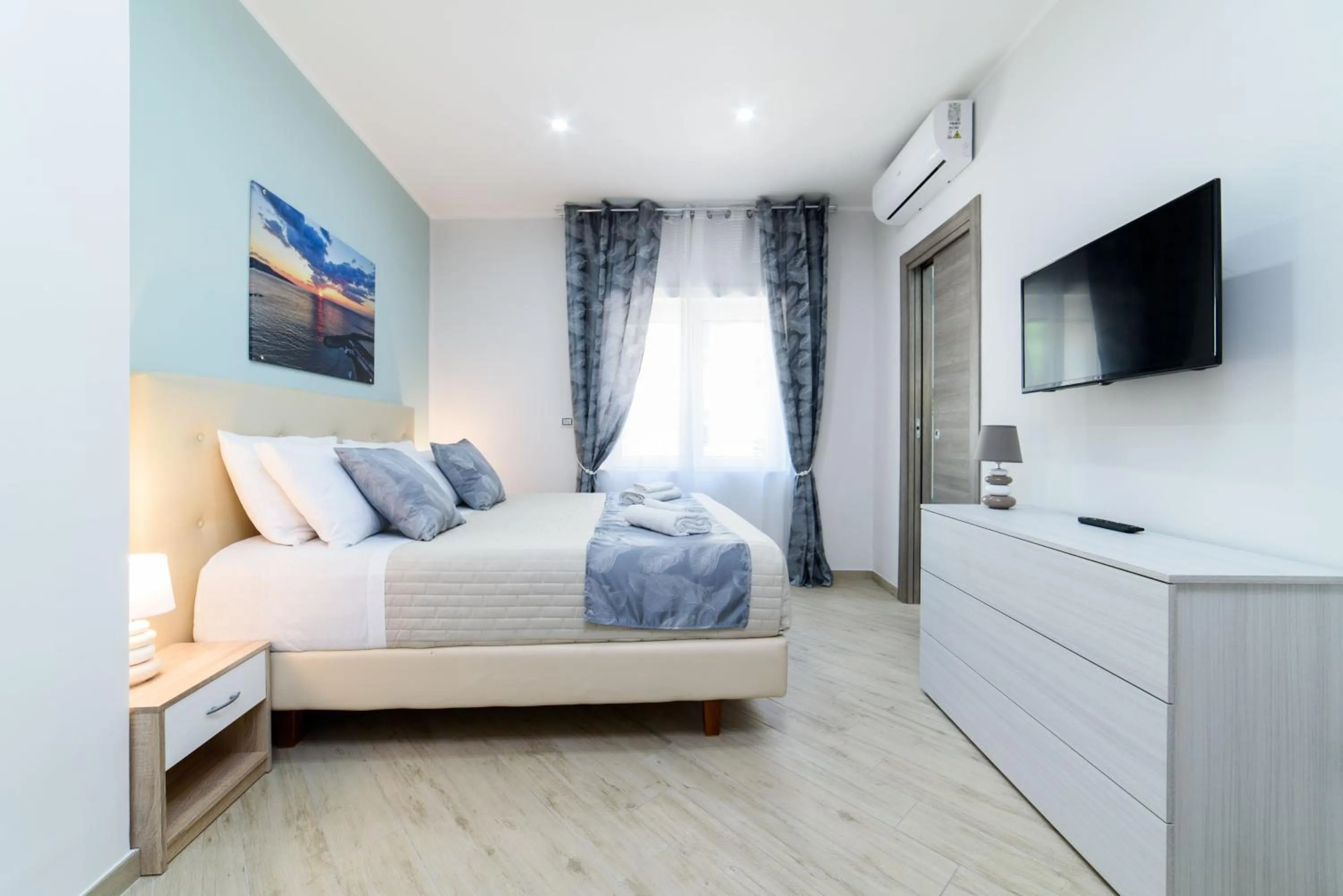 Bed in SYMPHONY HOUSE