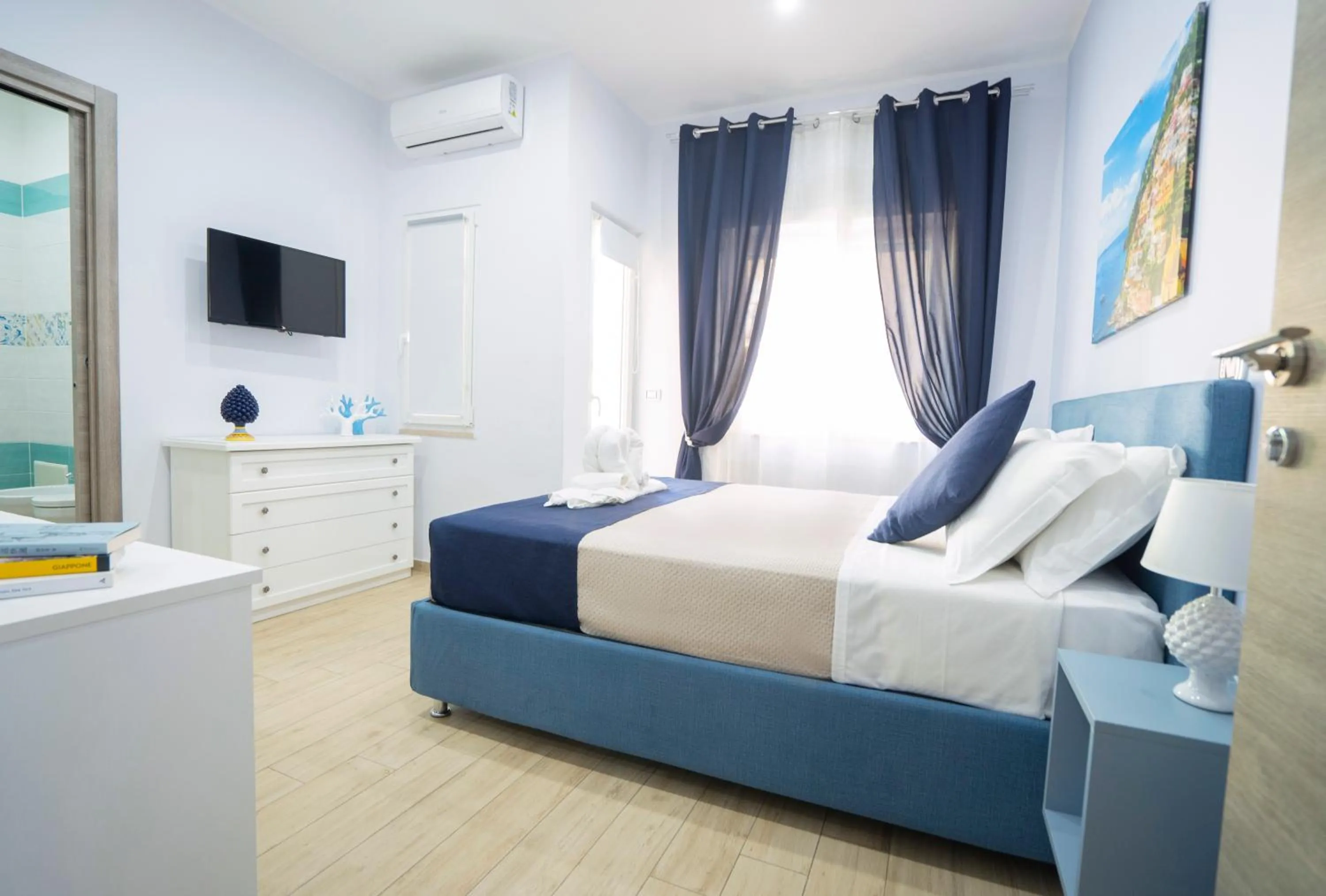 Bed in SYMPHONY HOUSE