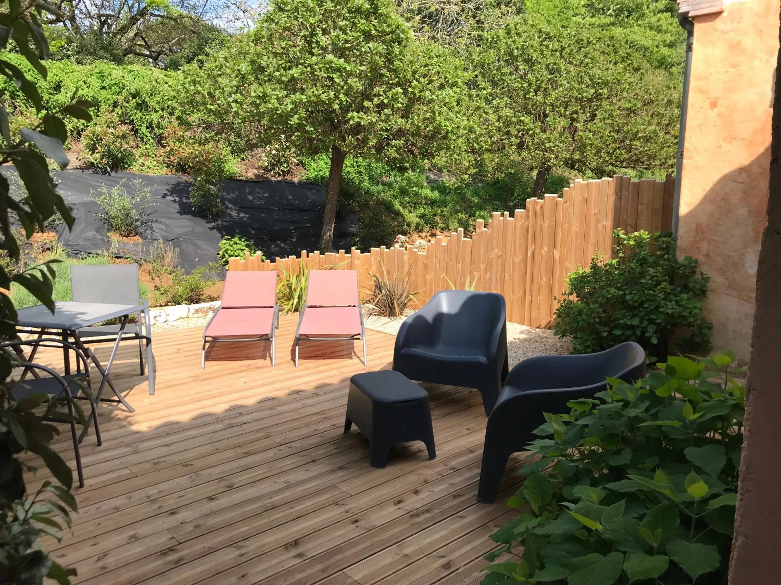 Patio in Le Clos du Peintre