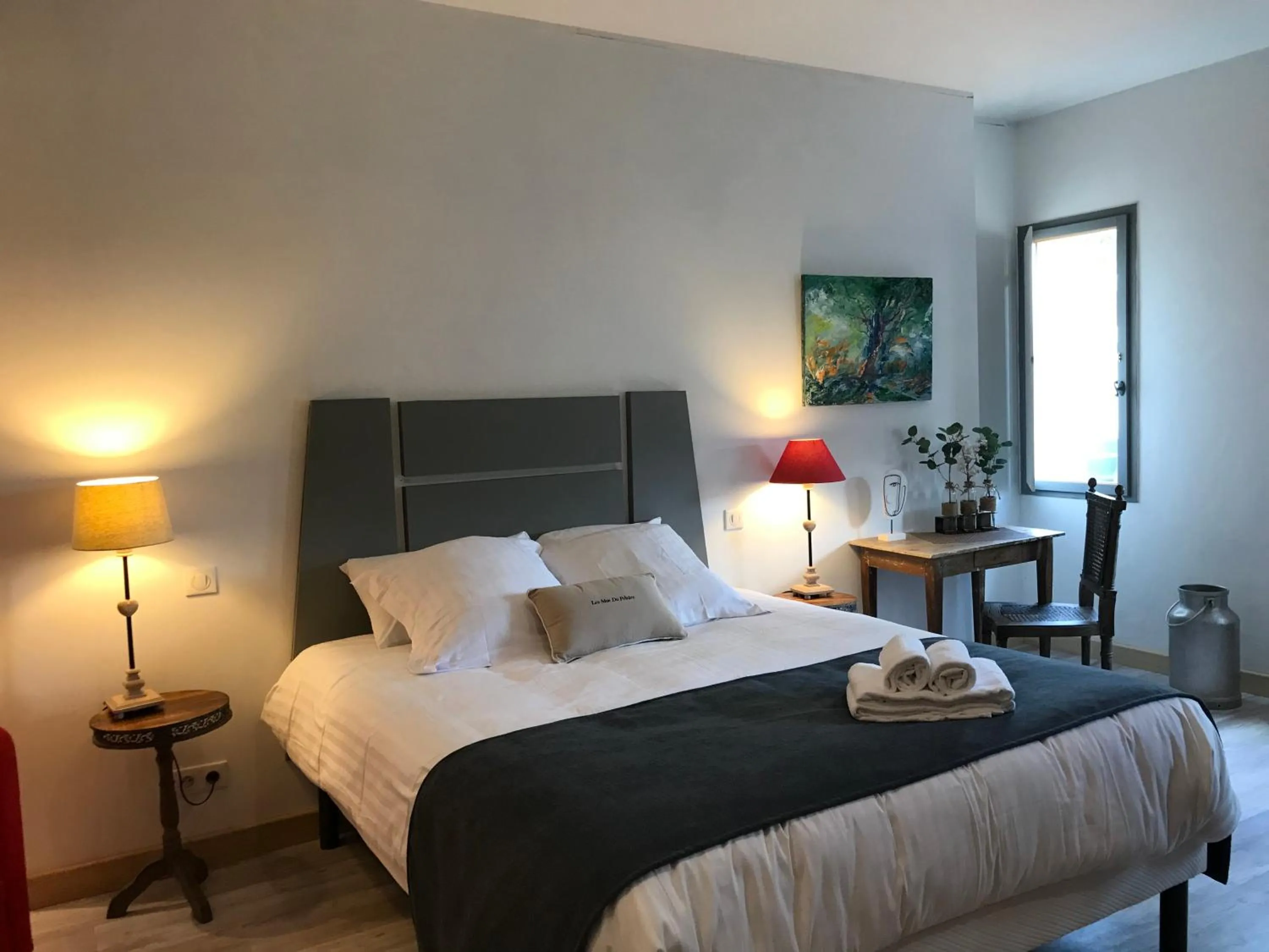 Property building, Bed in Le Clos du Peintre