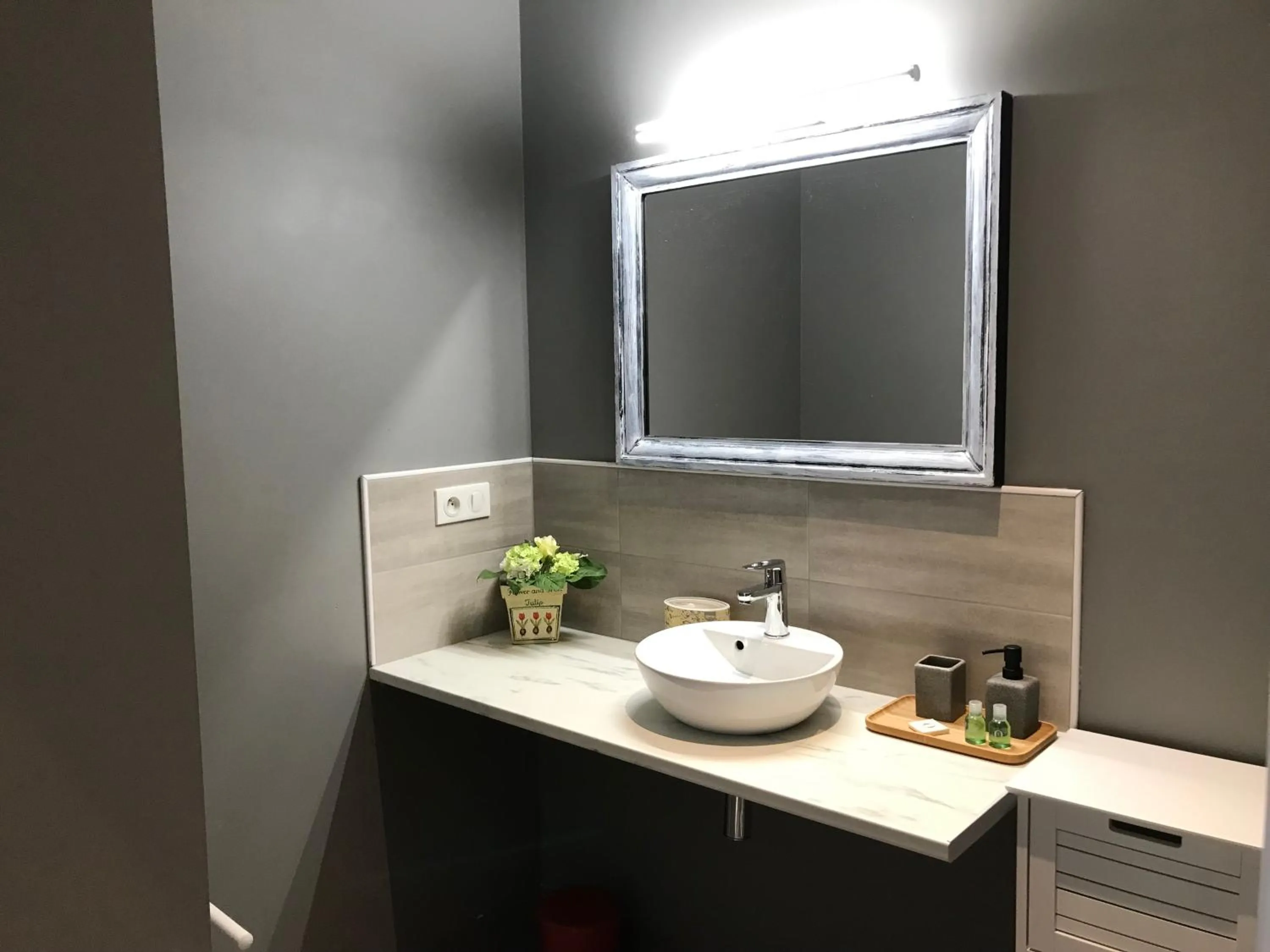 Bathroom in Le Clos du Peintre