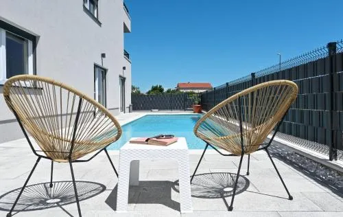 Luxury Apartment Maravic with Private Pool