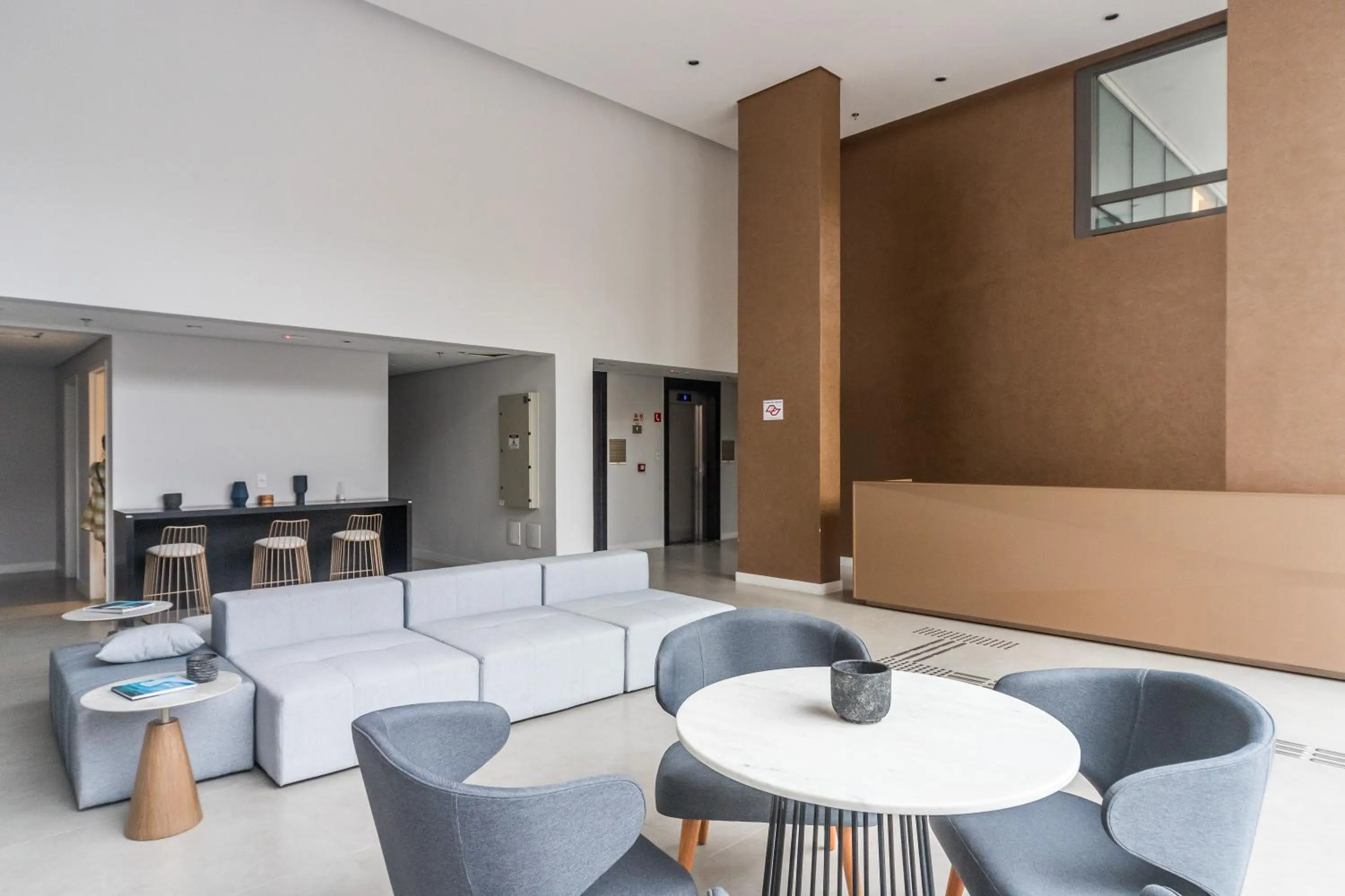 Day in Charlie Domy Paraíso