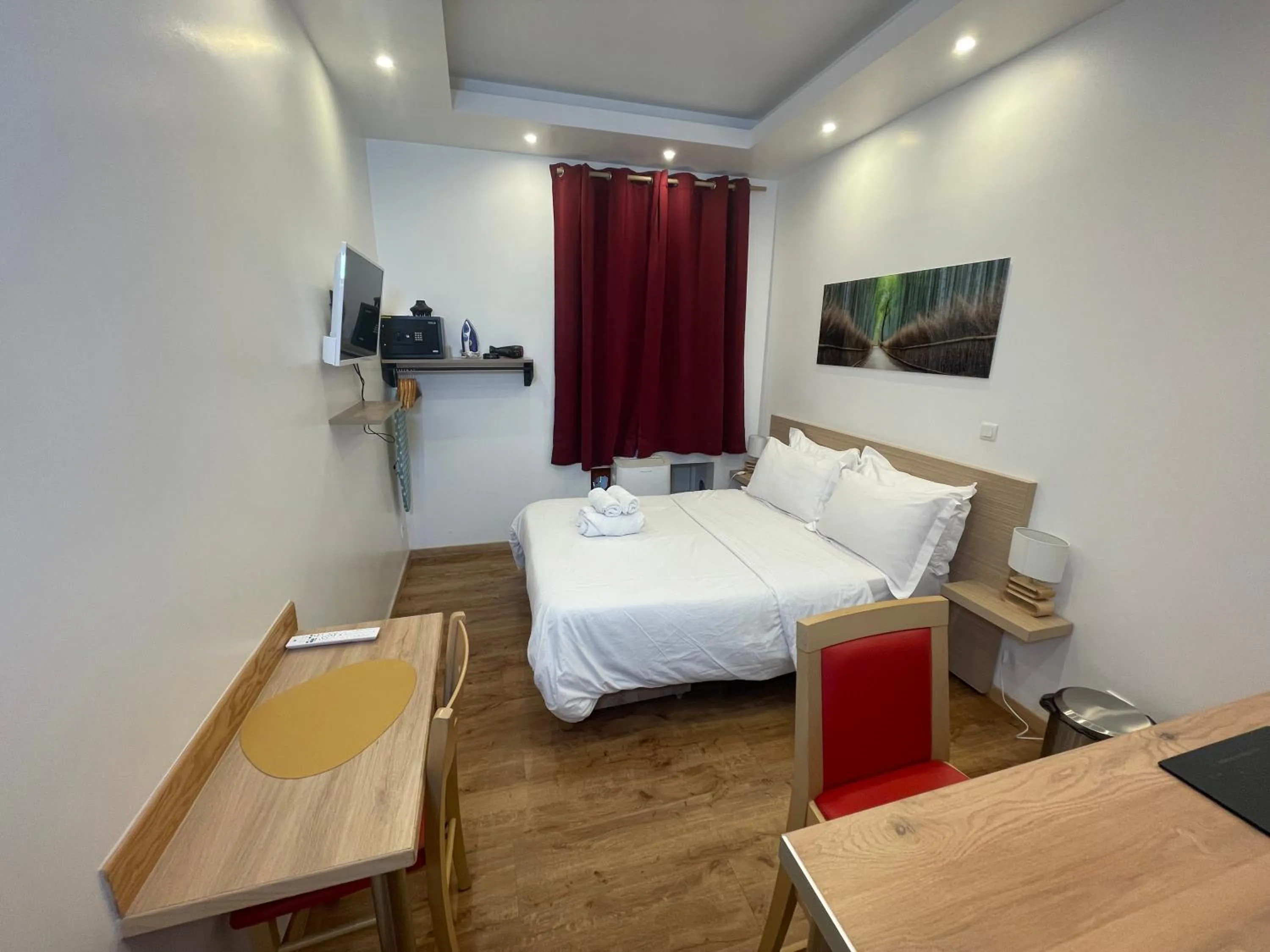 Bed in Residence Akantha