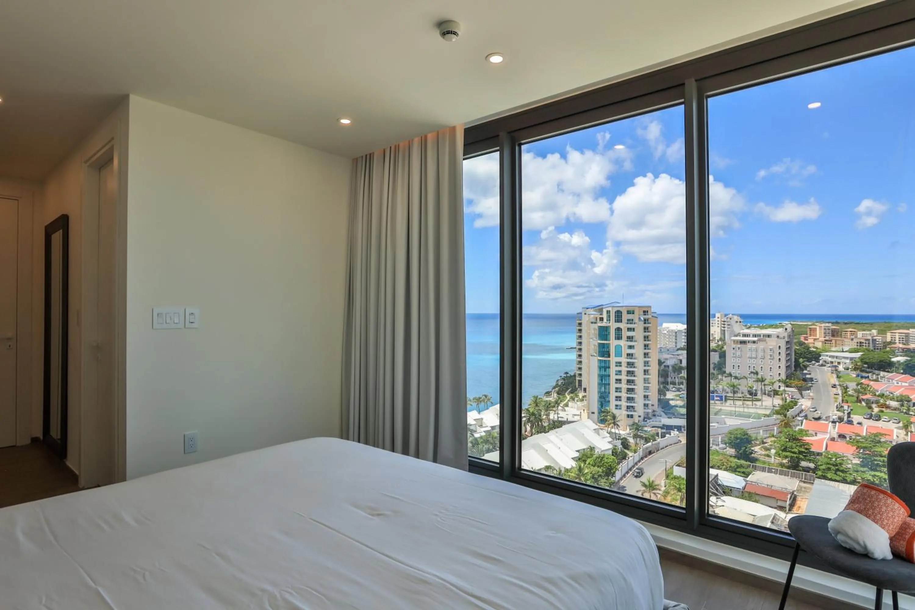 View (from property/room), Bed in Fourteen at Mullet Bay