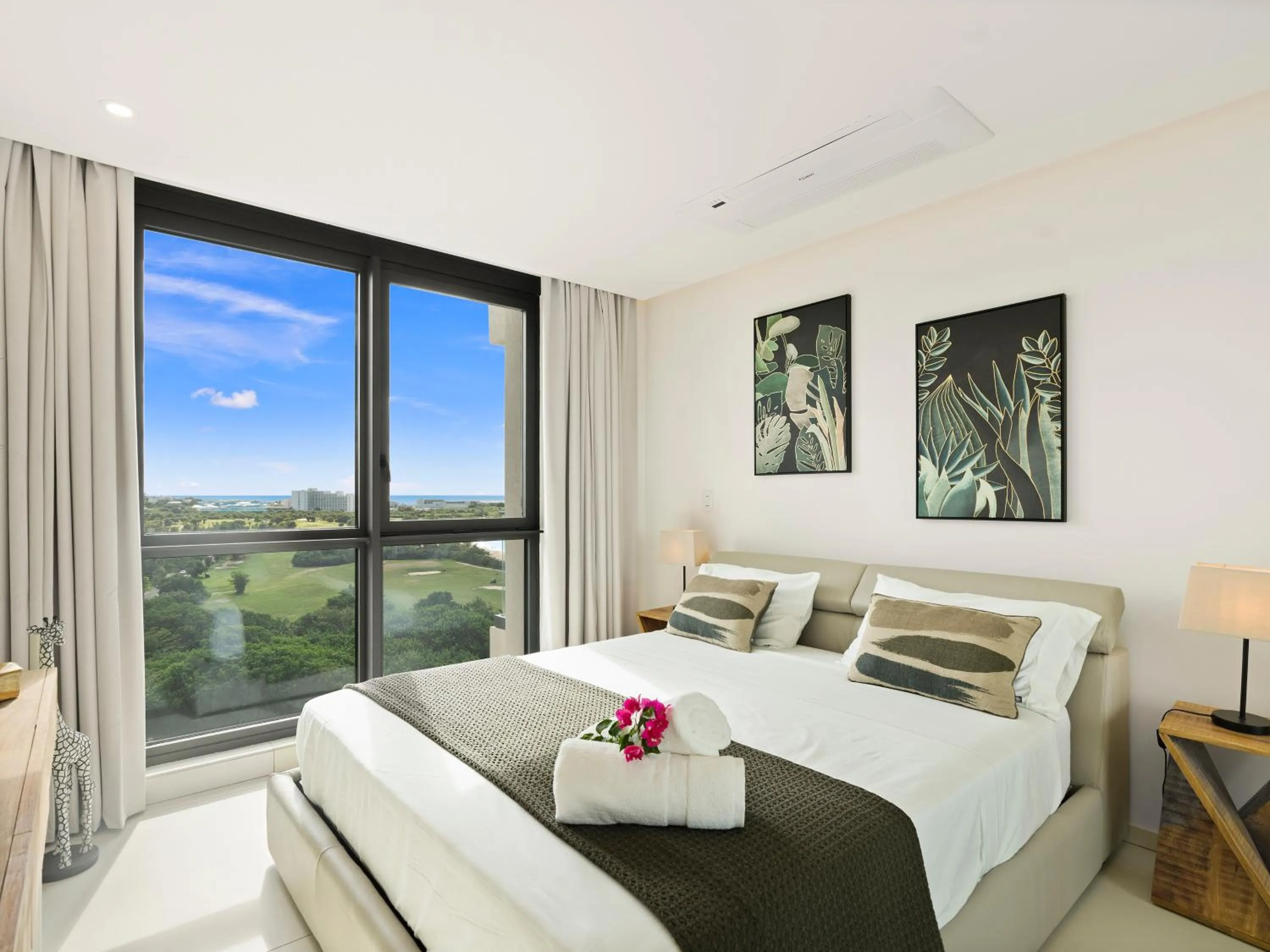 Bed in Fourteen at Mullet Bay