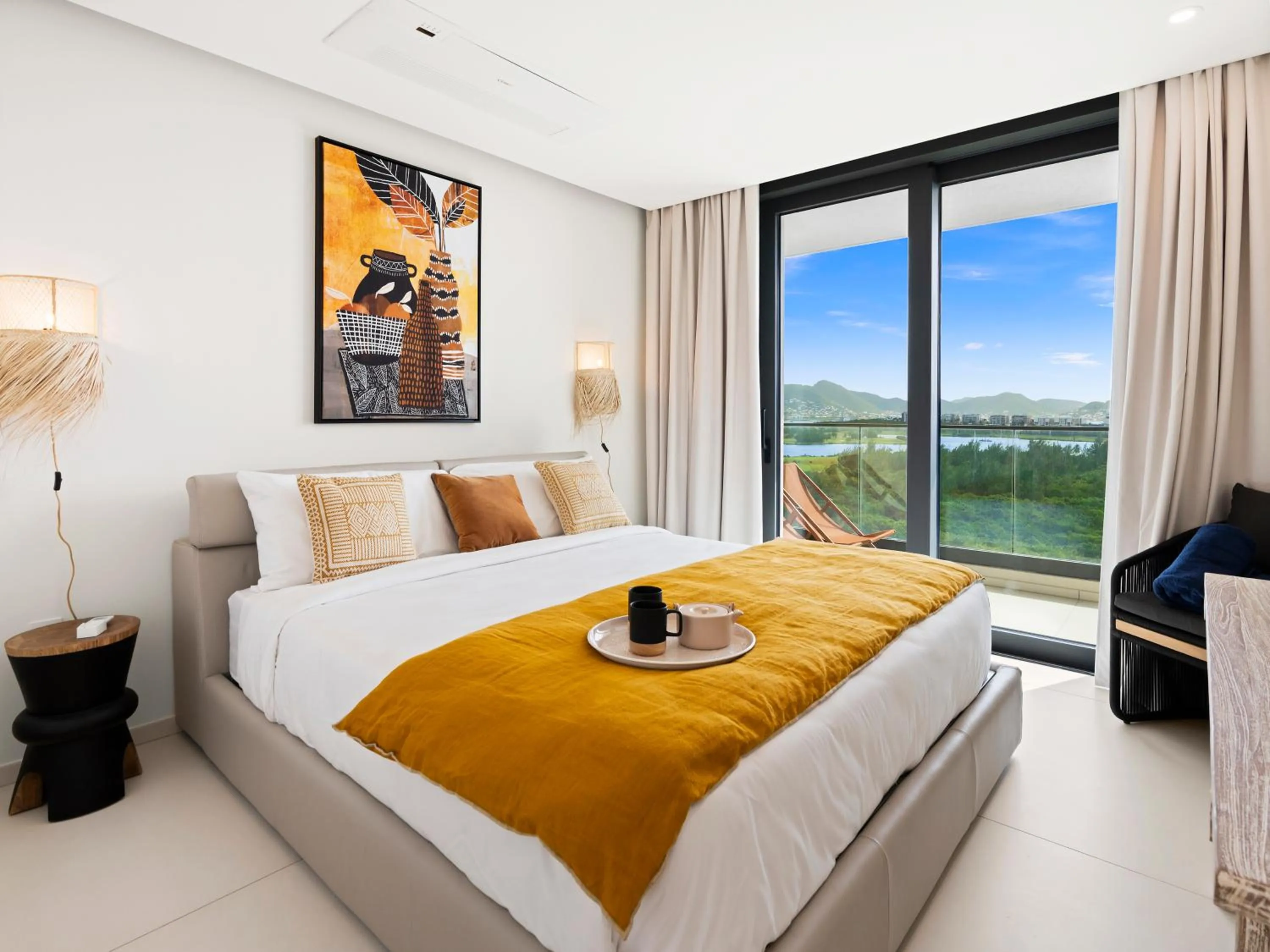 Photo of the whole room, Bed in Fourteen at Mullet Bay