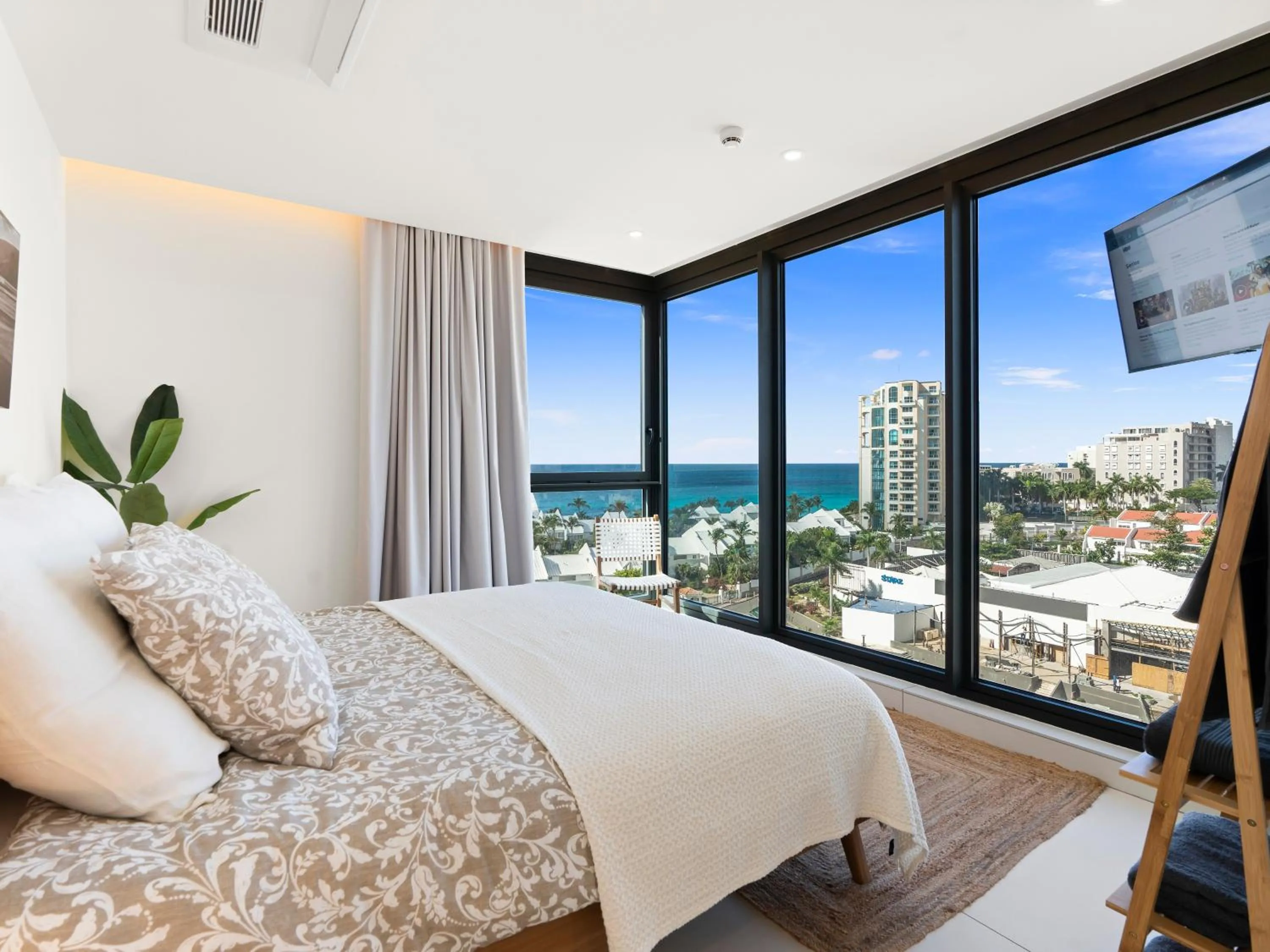 Bedroom, Bed in Fourteen at Mullet Bay