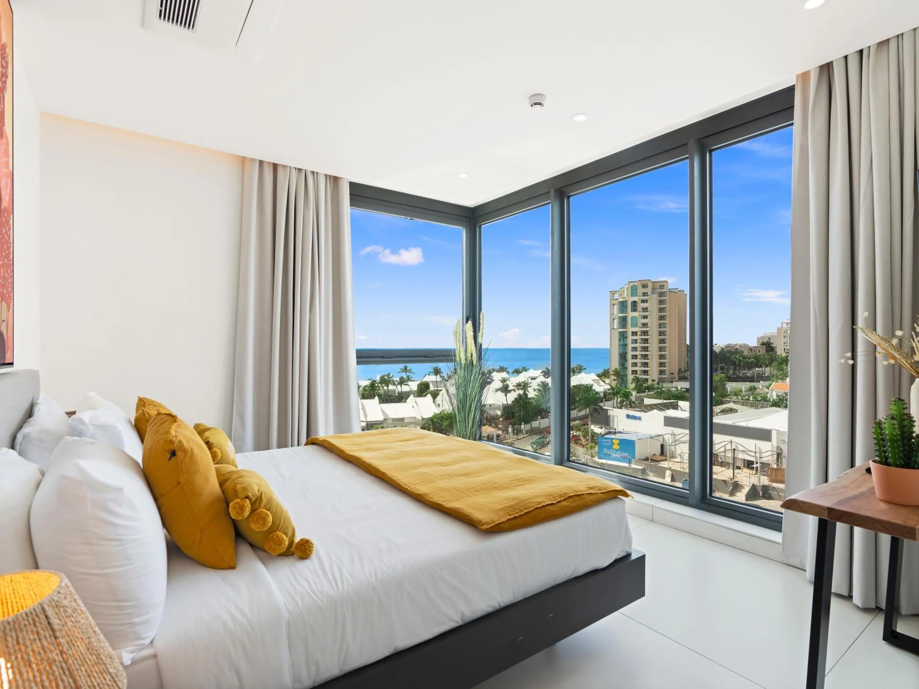 Bed in Fourteen at Mullet Bay