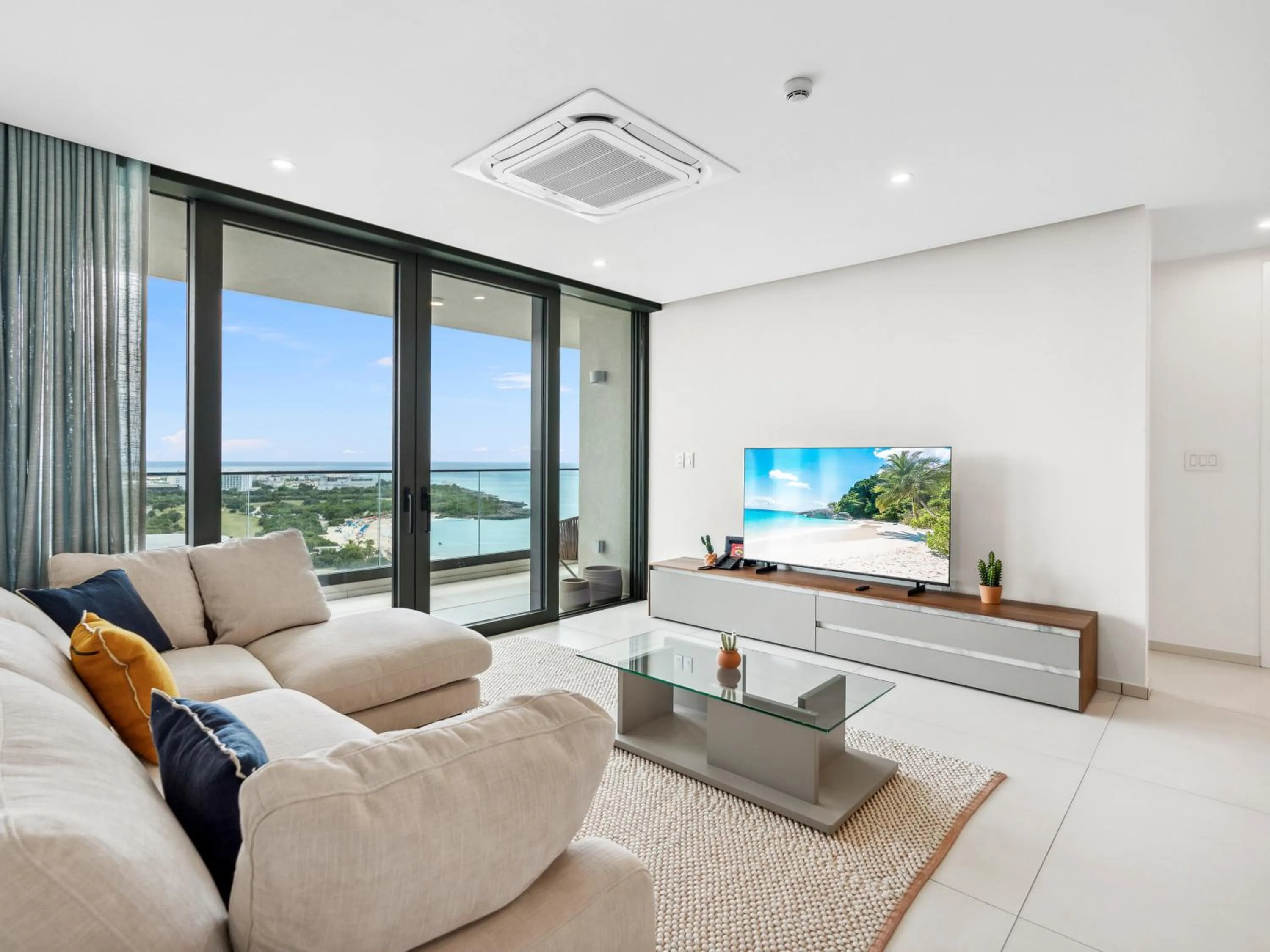 Living room in Fourteen at Mullet Bay