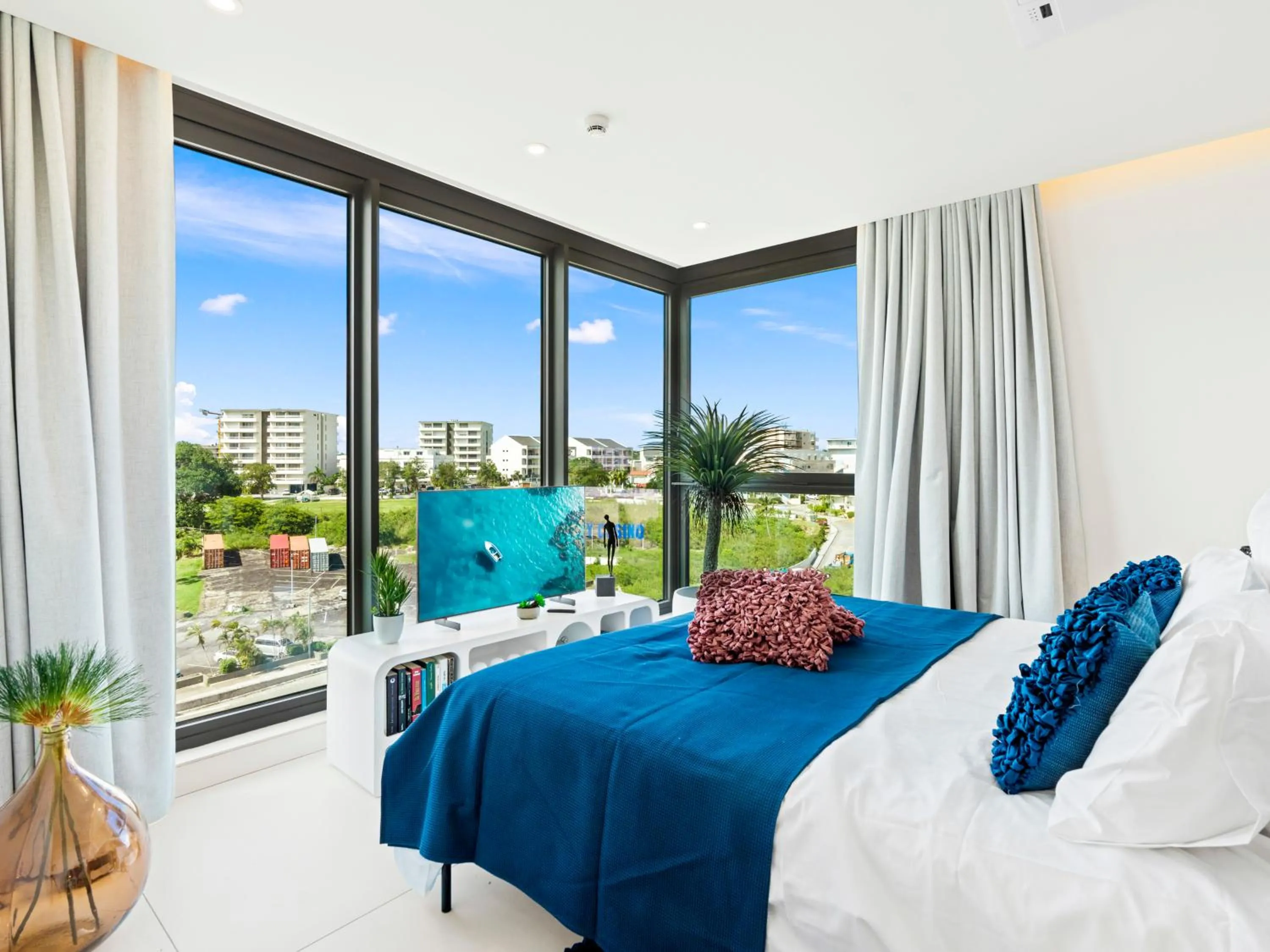 Bed in Fourteen at Mullet Bay