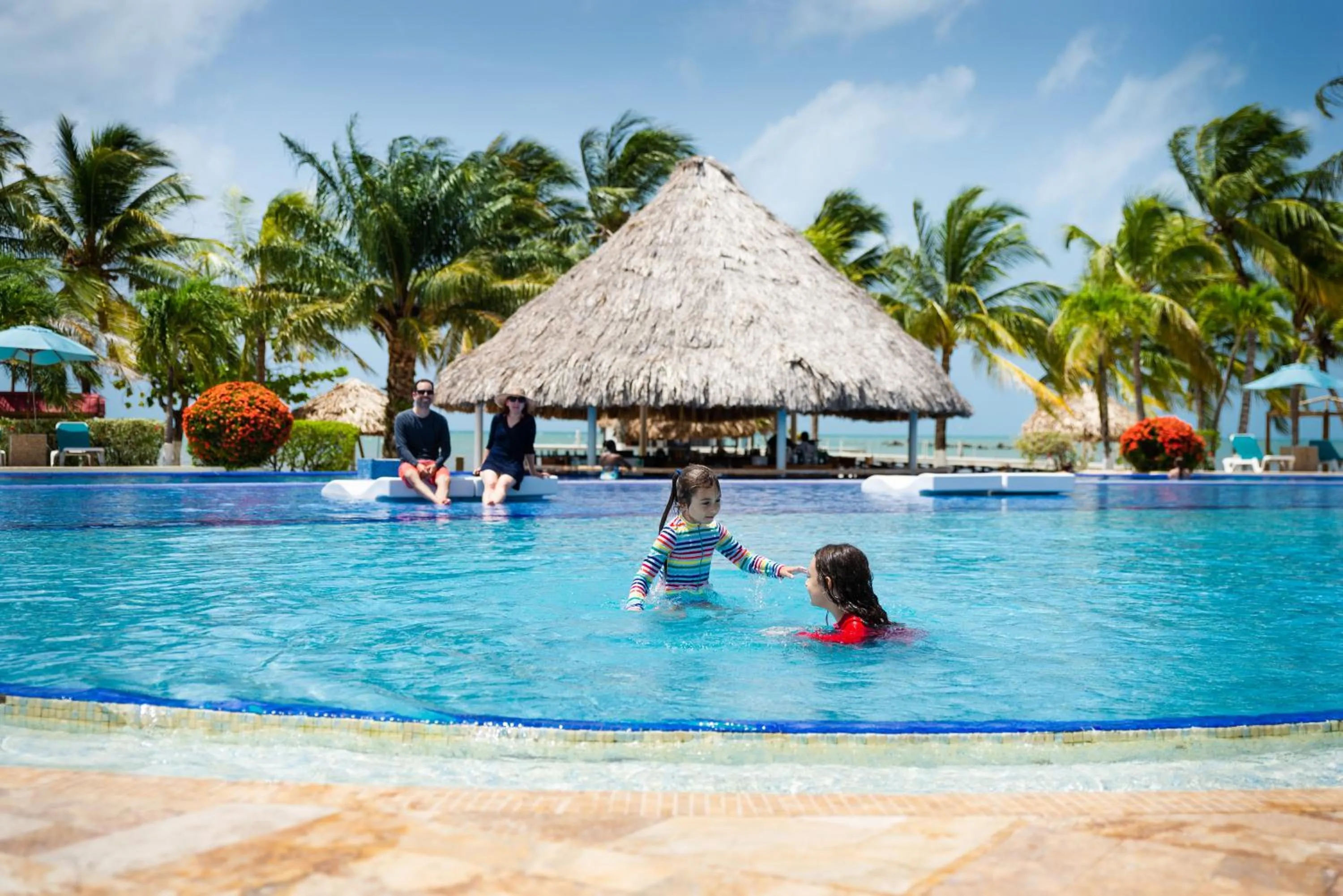 Swimming pool in Placencia Resort