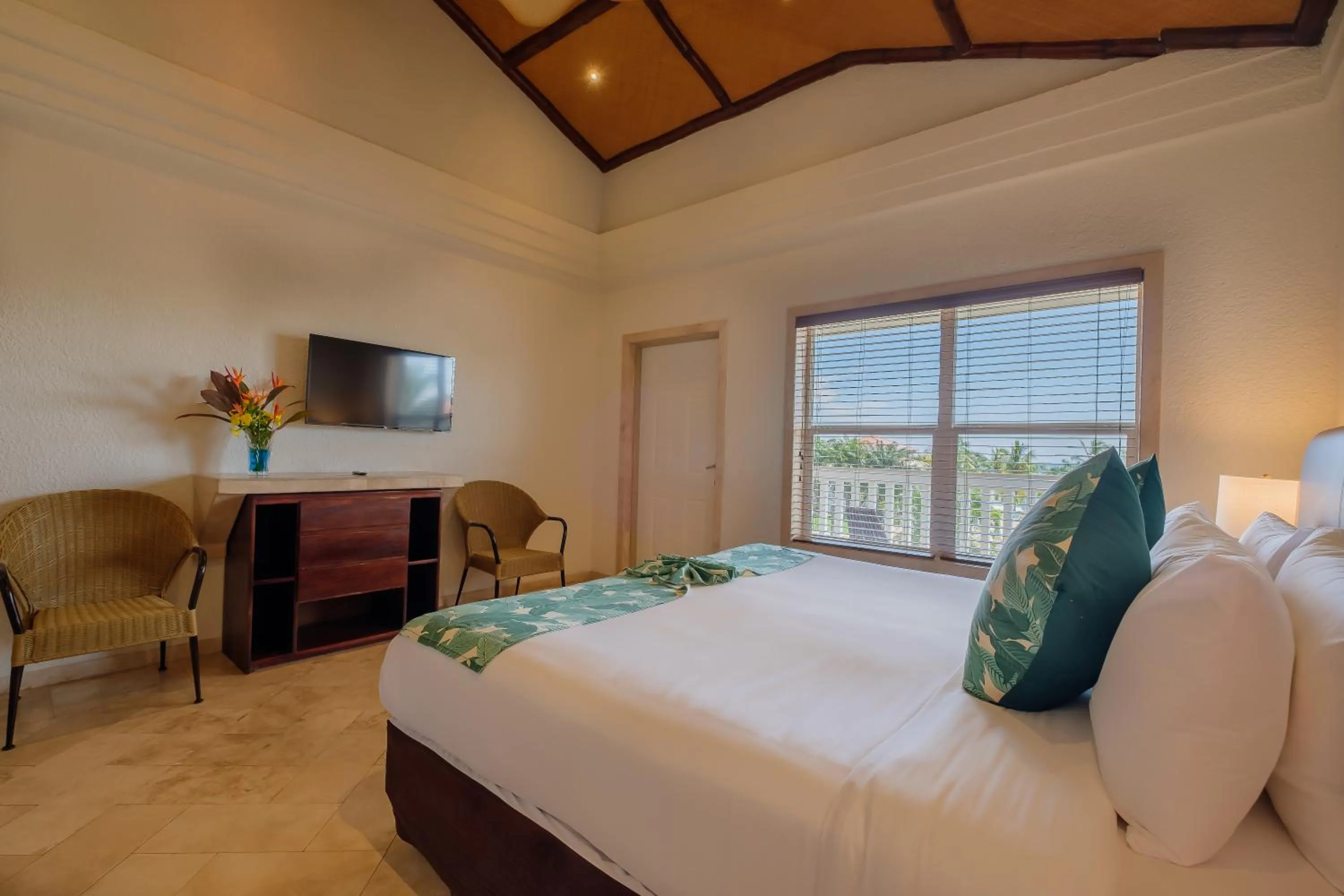 Bedroom, Bed in Placencia Resort