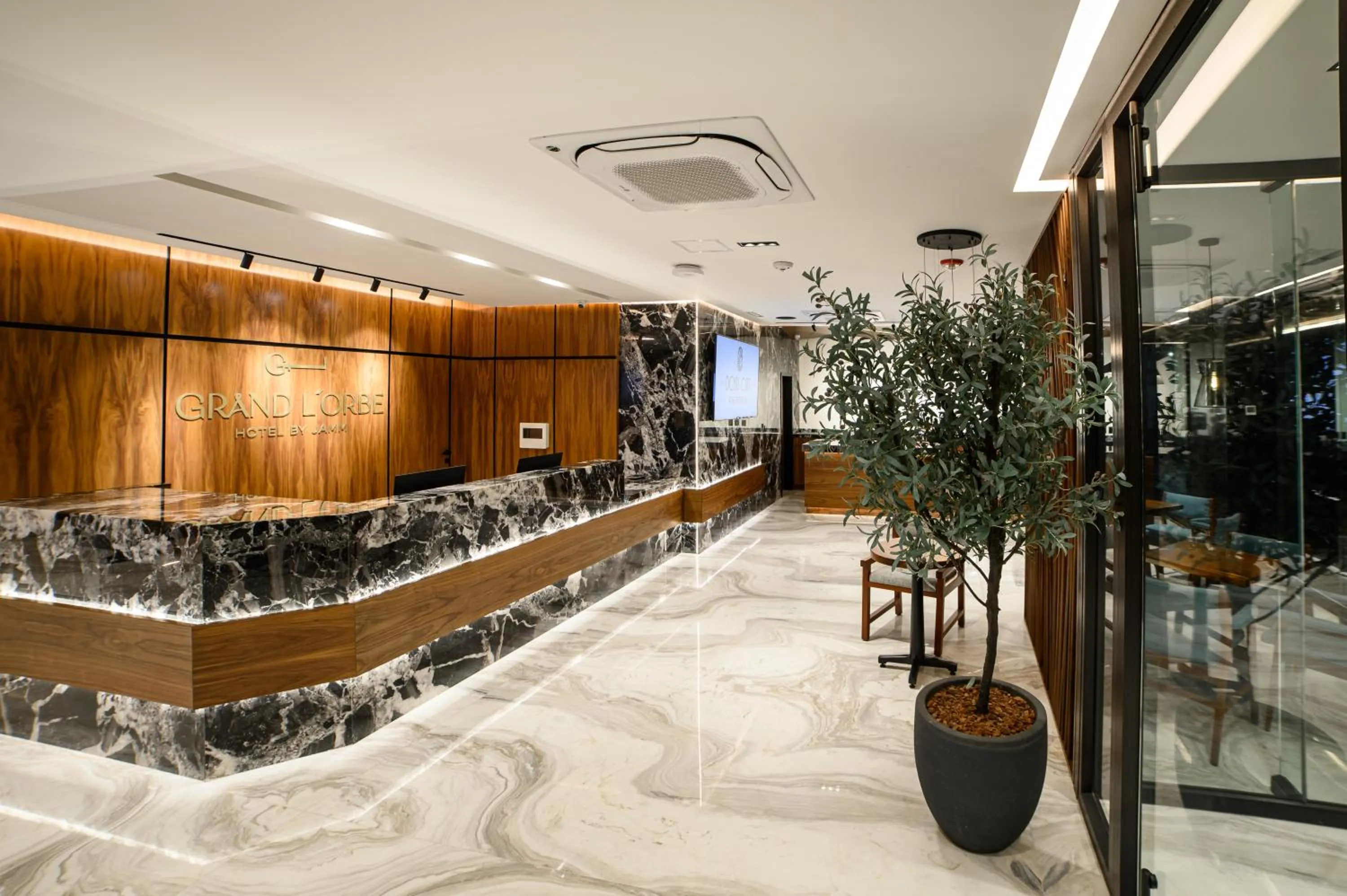 Hotel Grand L'Orbe by JAMM