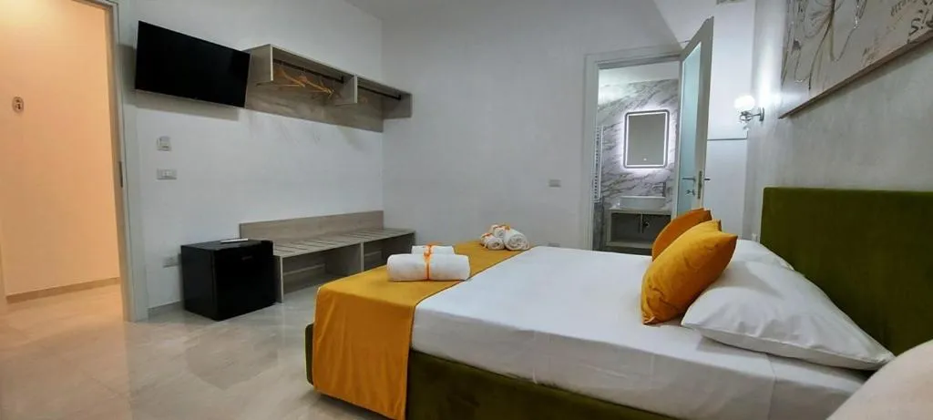 Bed in IL GIGLIO B&B