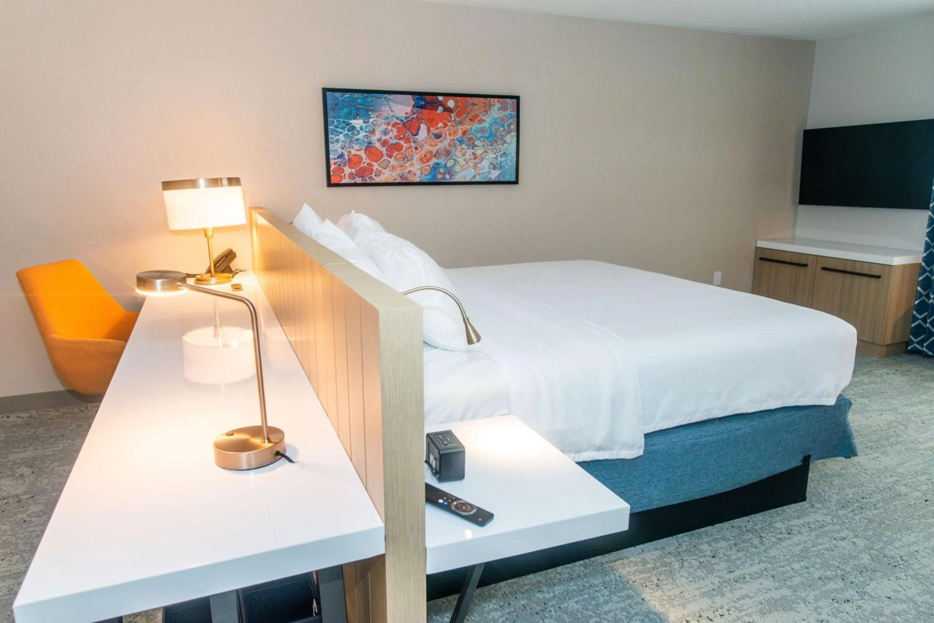 Bedroom, Bed in Hilton Garden Inn Mattoon, IL