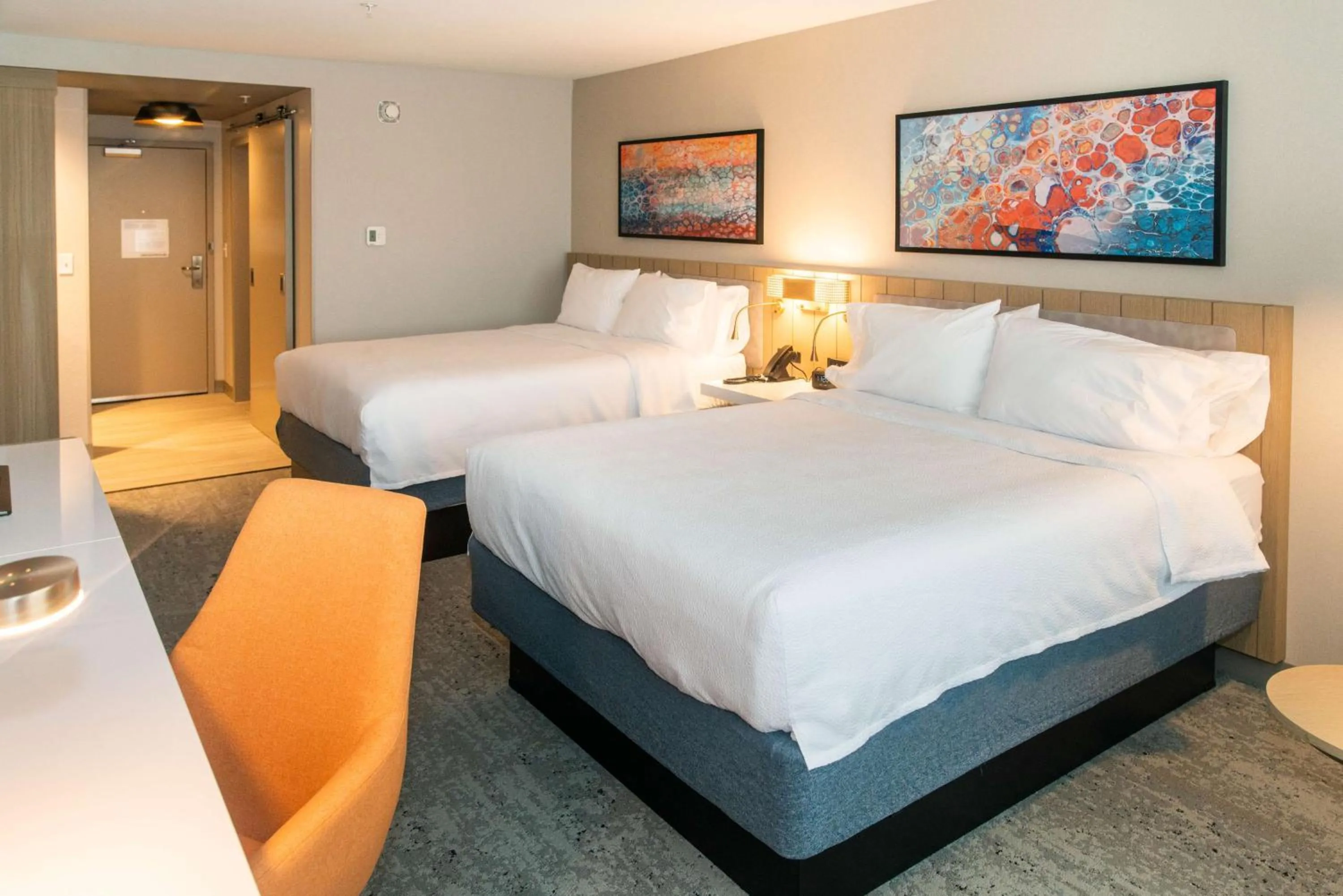 Bed in Hilton Garden Inn Mattoon, IL