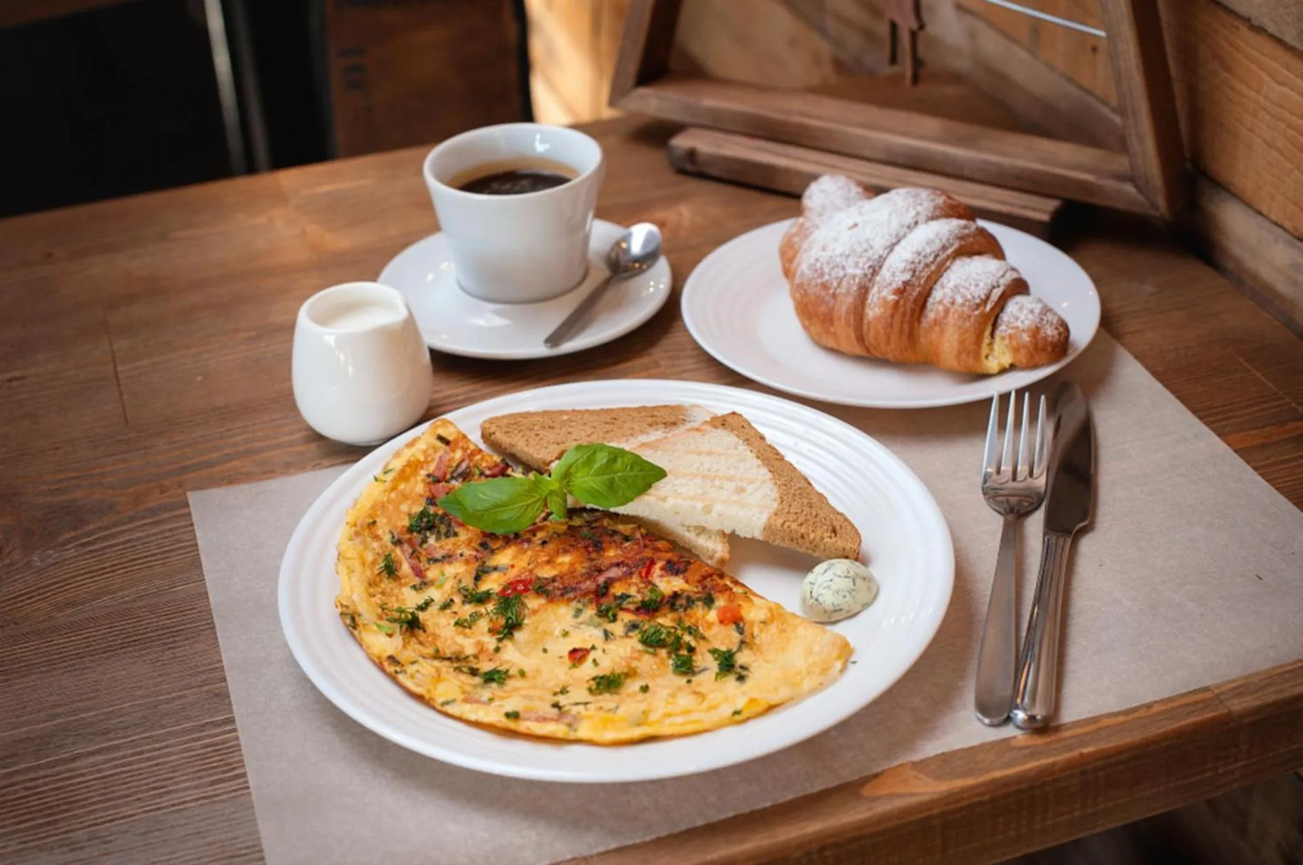Breakfast in Taksim Leon's Hotel