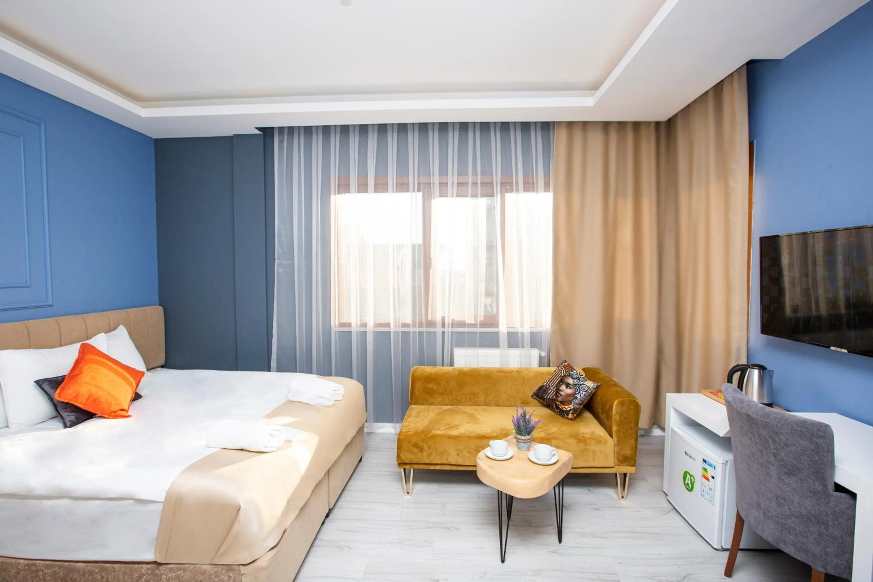 Bedroom, Bed in Taksim Leon's Hotel