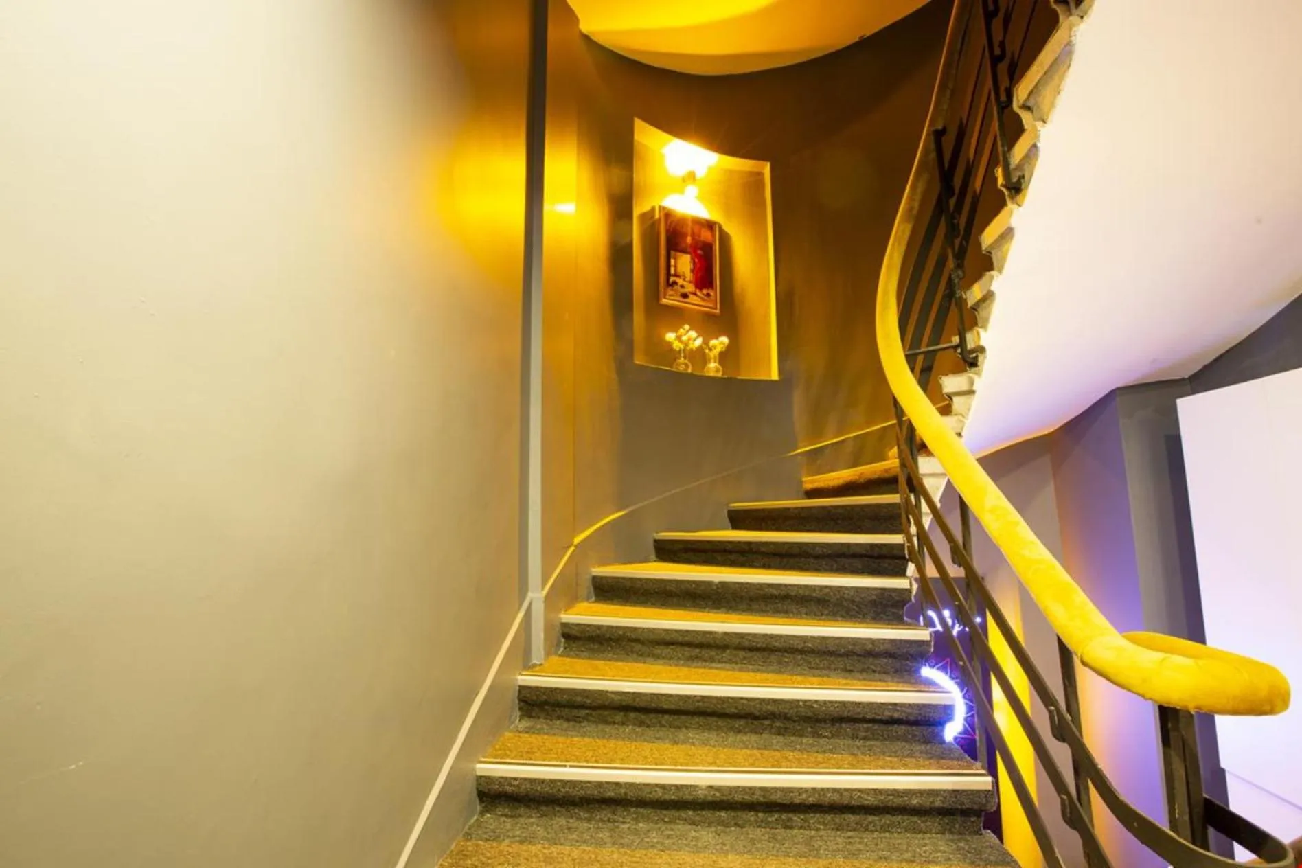 Property building in Taksim Leon's Hotel