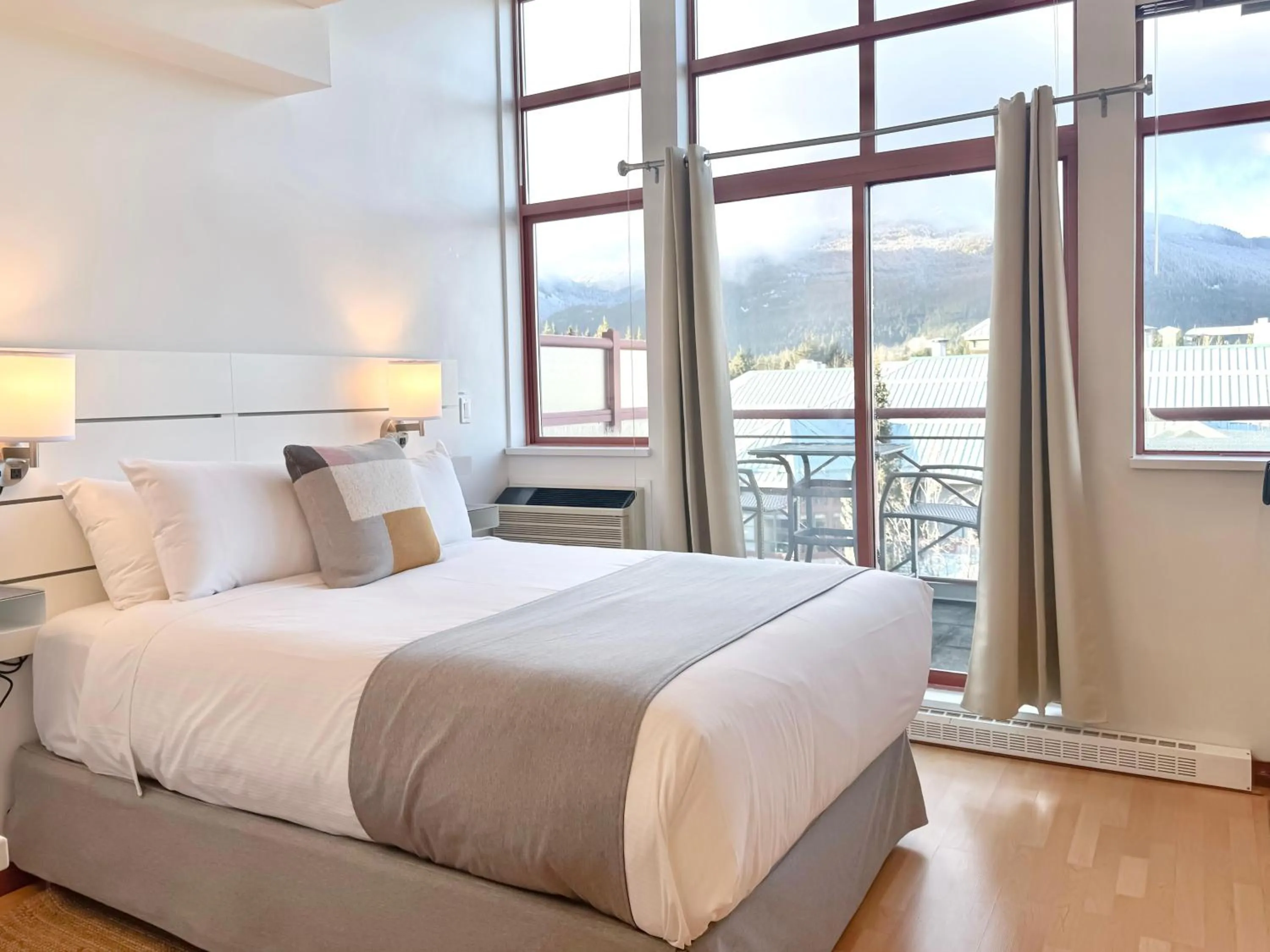 Bed in Alpenglow Lodge Rainbow Look Out Studio by MVA