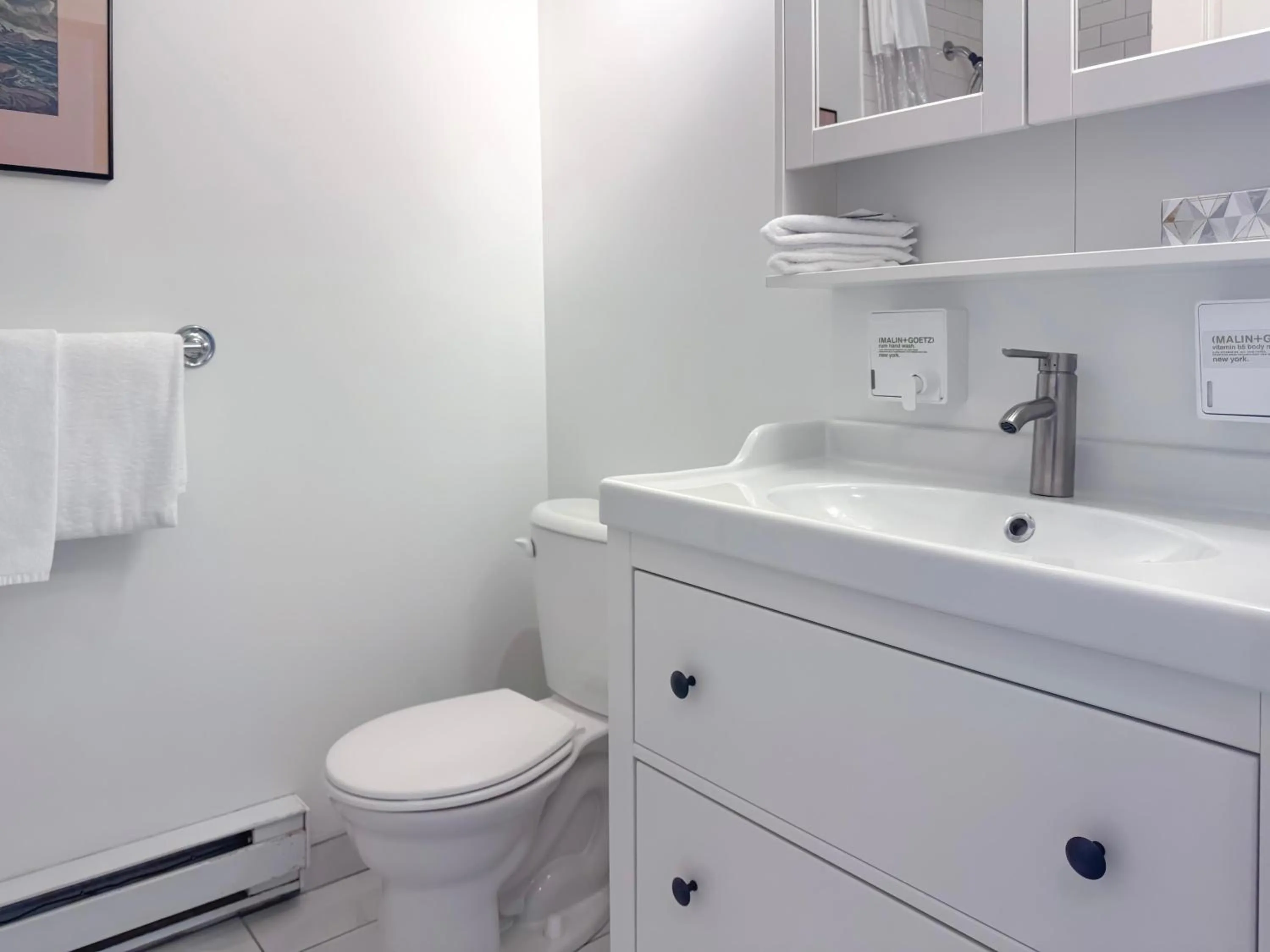 Alpenglow Lodge Rainbow Look Out Studio by MVA