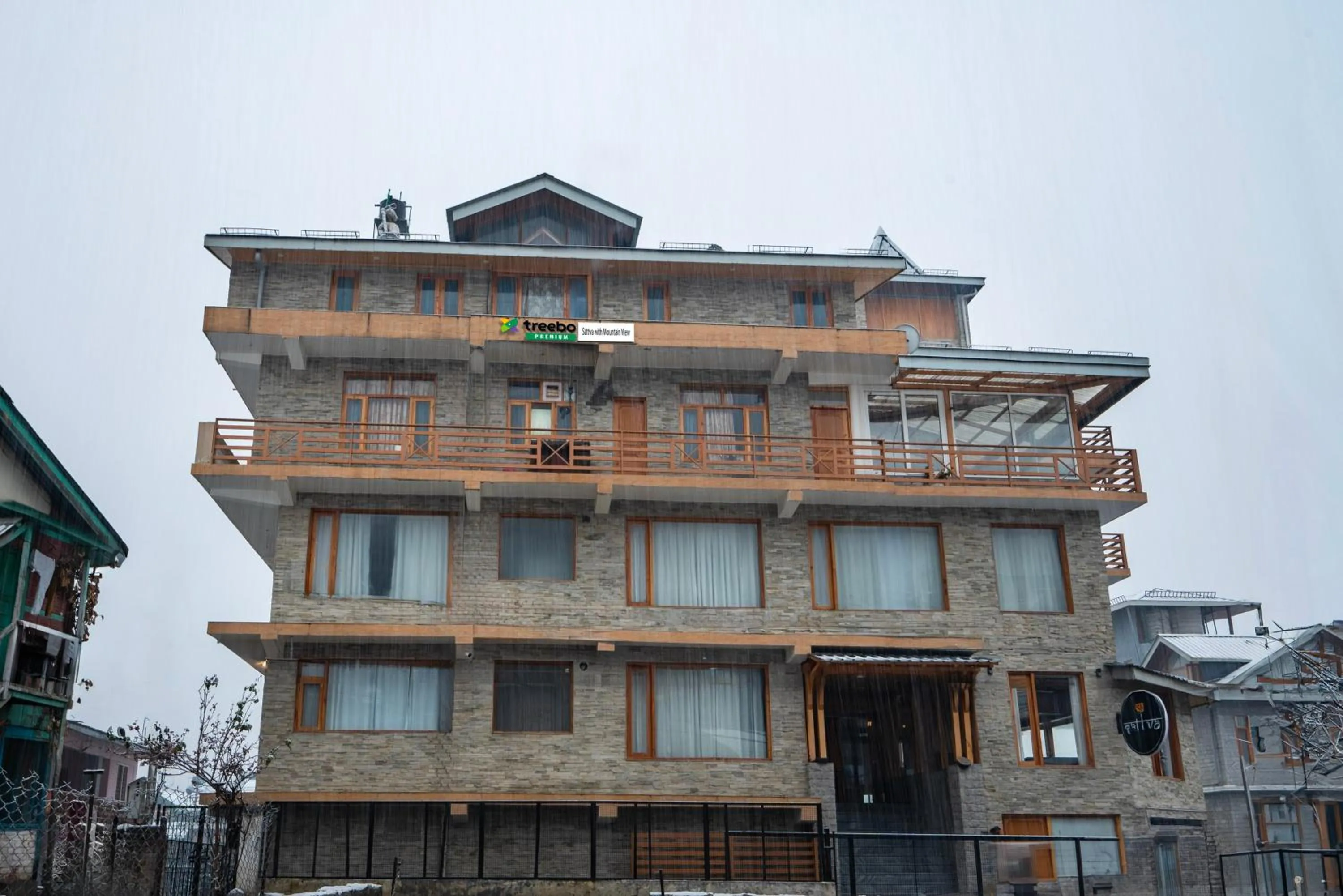 Property building in Treebo Premium Sattva With Mountain View